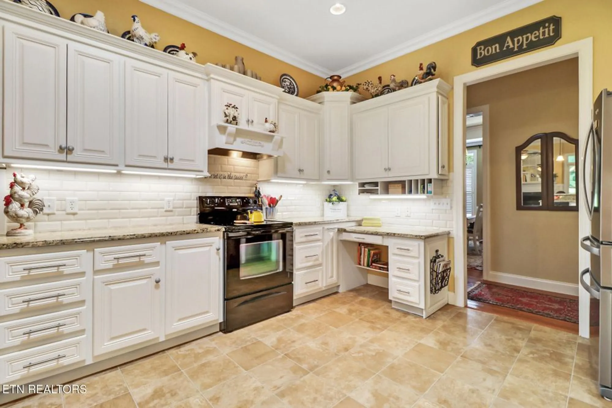 Property Slideshow image 13 of 47 | 237 forest hill dr, Crossville, TN, 38558