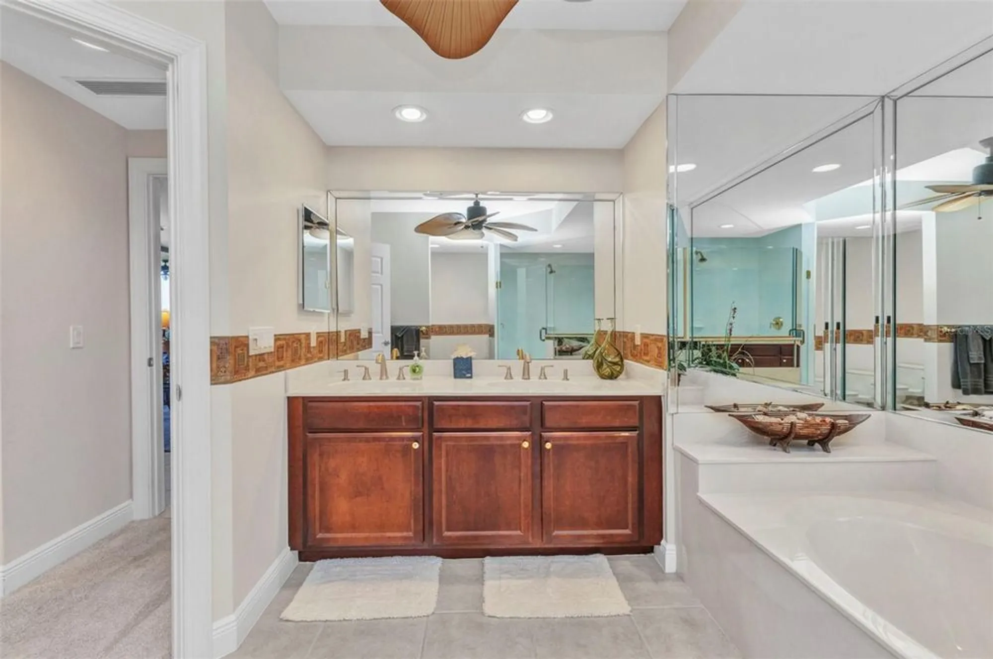 Property Slideshow image 31 of 57 | 3321 sunset key cir 502, Punta Gorda, FL, 33955