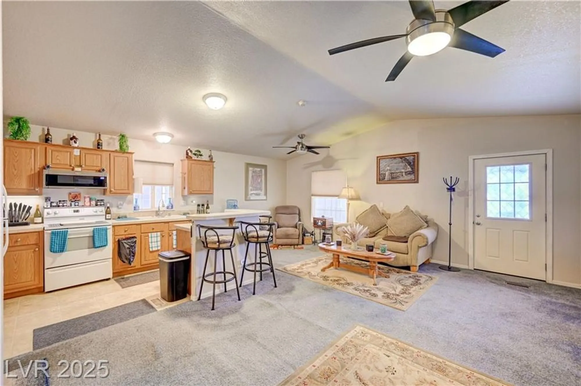 Property Slideshow image 2 of 25 | 360 inverness ave, Pahrump, NV, 89048