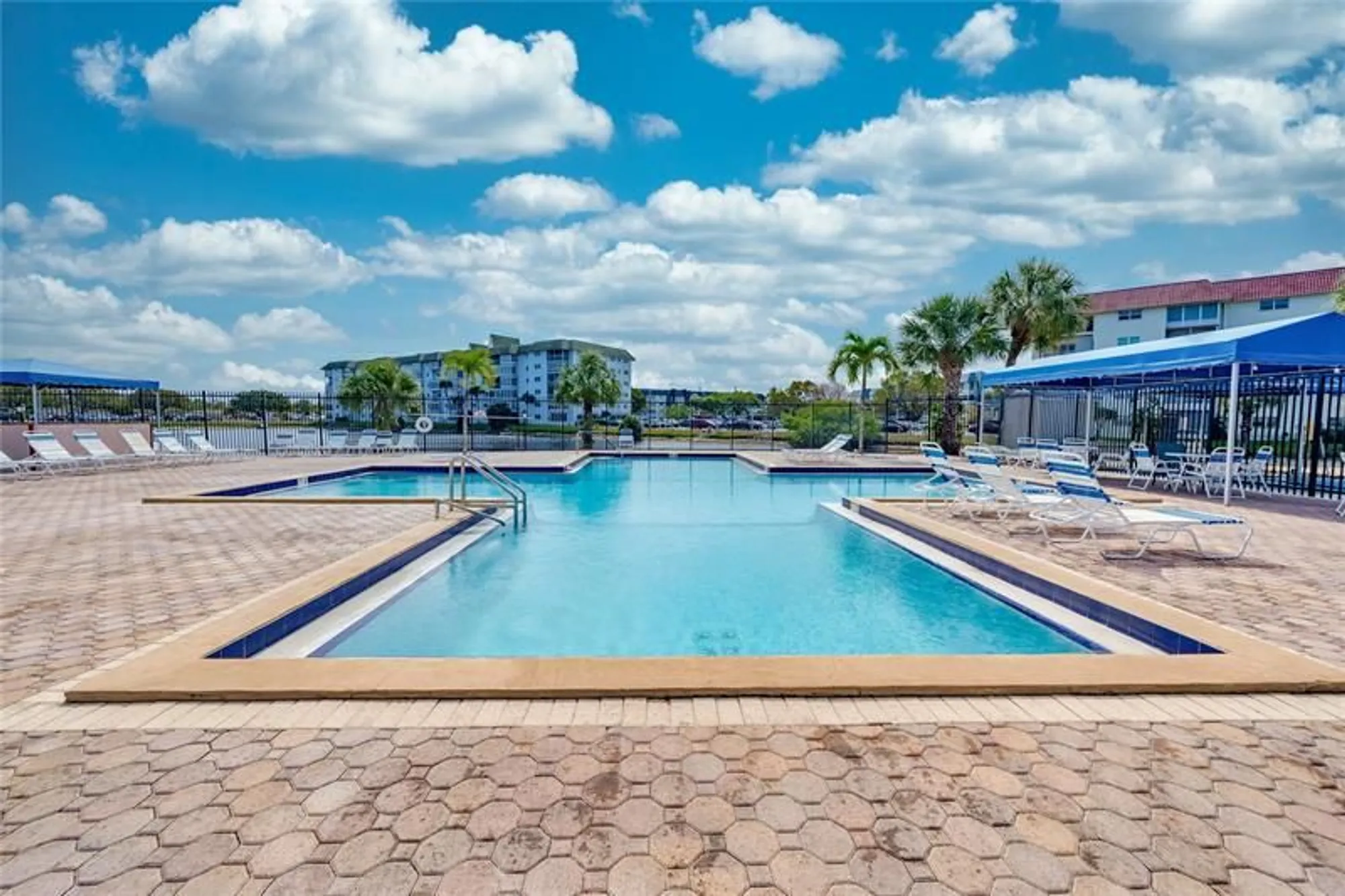 Property Slideshow image 32 of 43 | 2271 nw 47th ter 107, Lauderhill, FL, 33313
