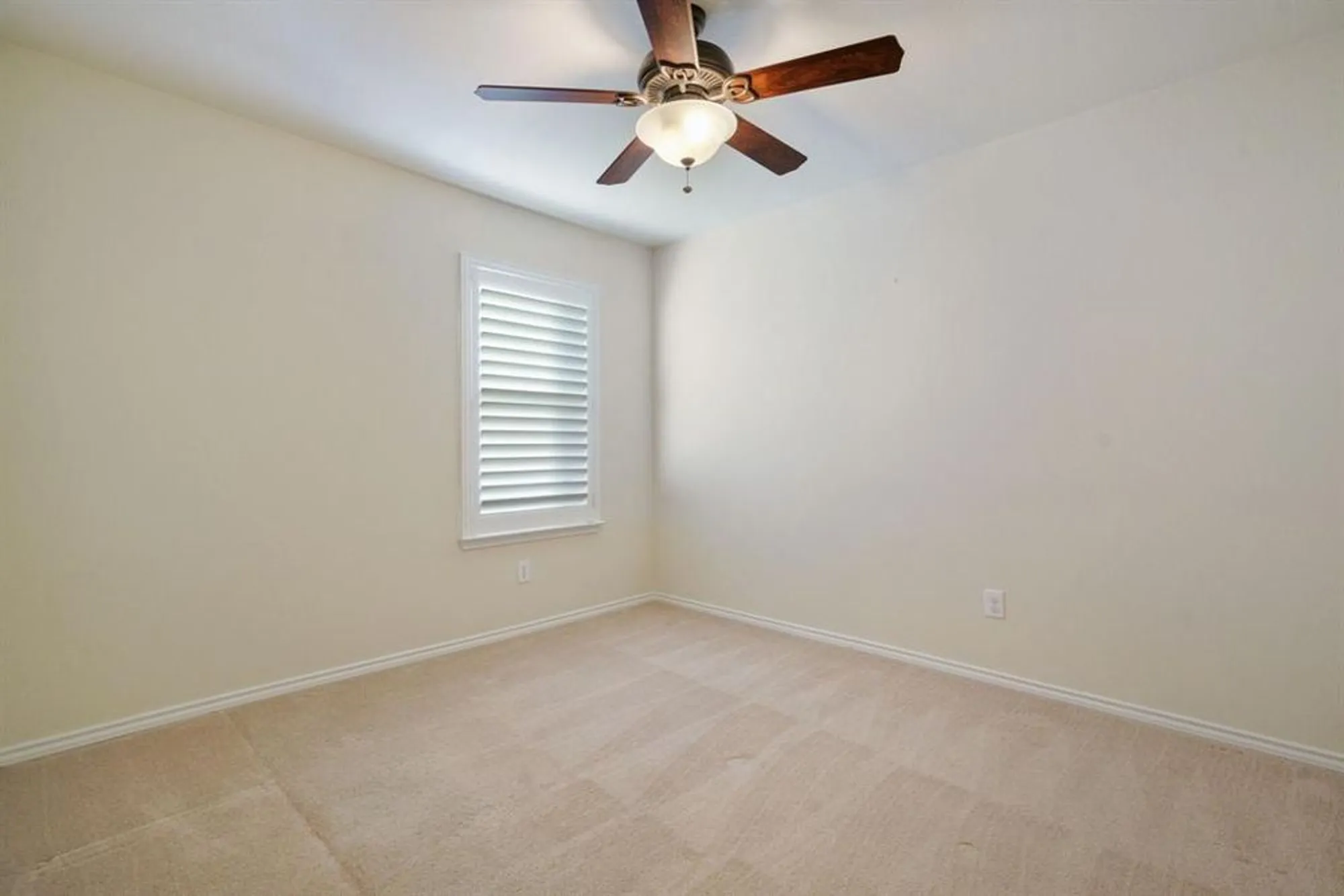 Property Slideshow image 19 of 33 | 7592 wiley ln, Frisco, TX, 75036