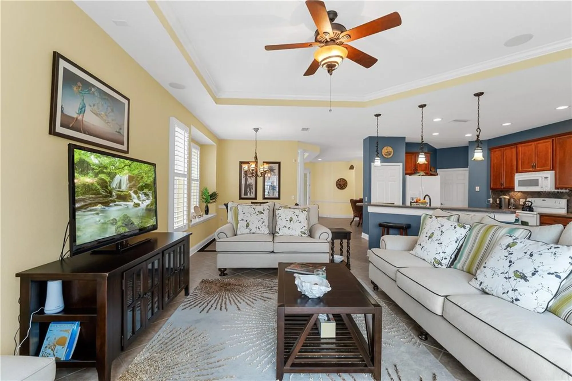 Property Slideshow image 34 of 97 | 5210 golden isles dr, Apollo Beach, FL, 33572