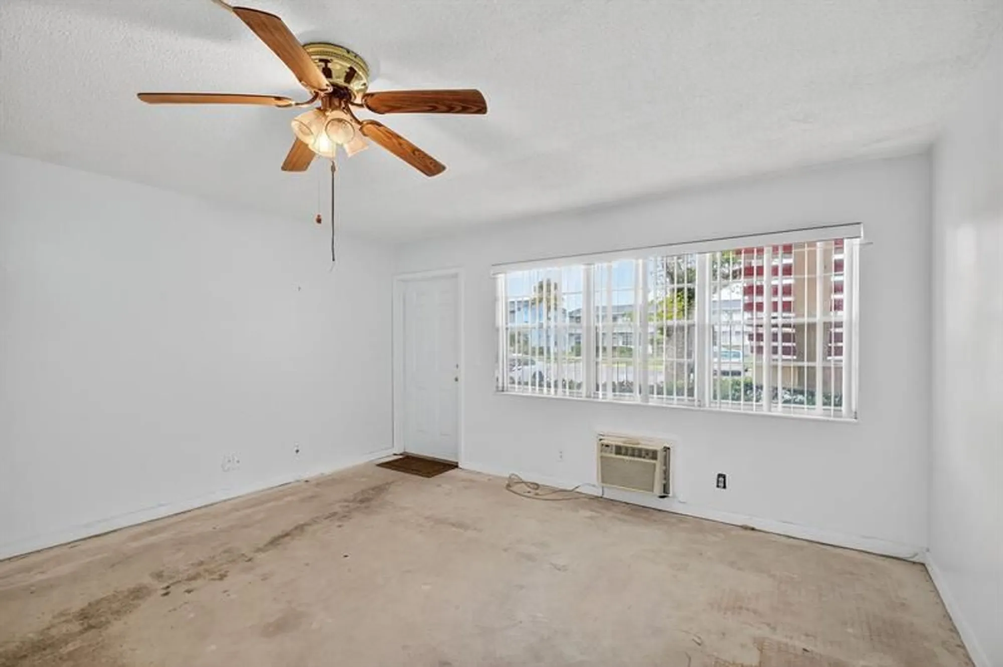 Property Slideshow image 4 of 23 | 247 camden k # 247, West Palm Beach, FL, 33417