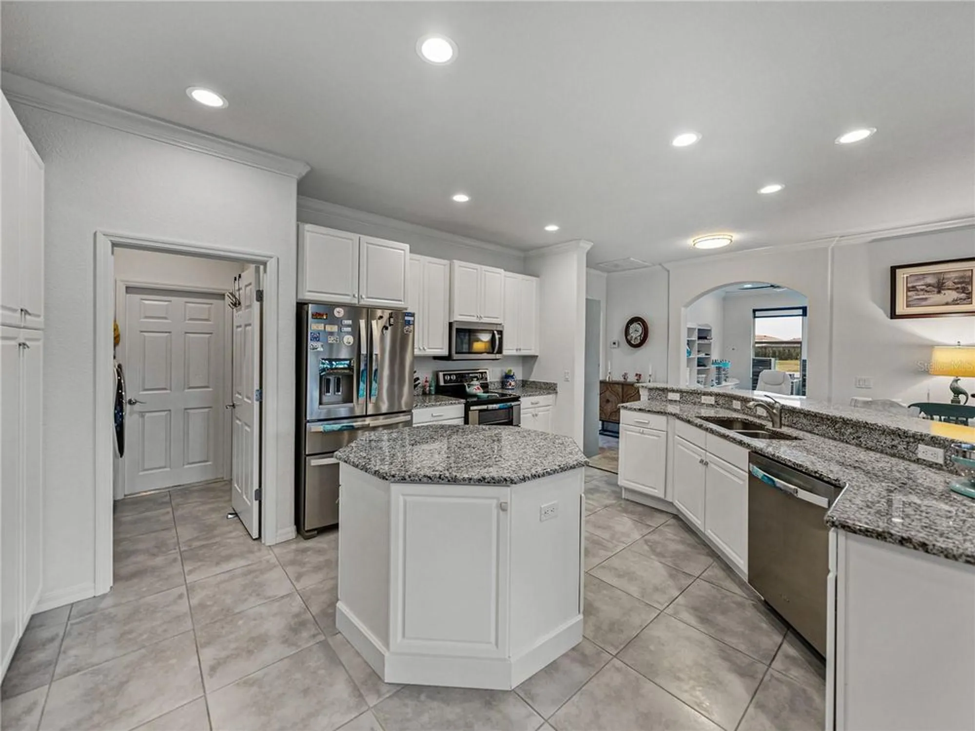 Property Slideshow image 16 of 95 | 4240 dunmore dr, Lake Wales, FL, 33859