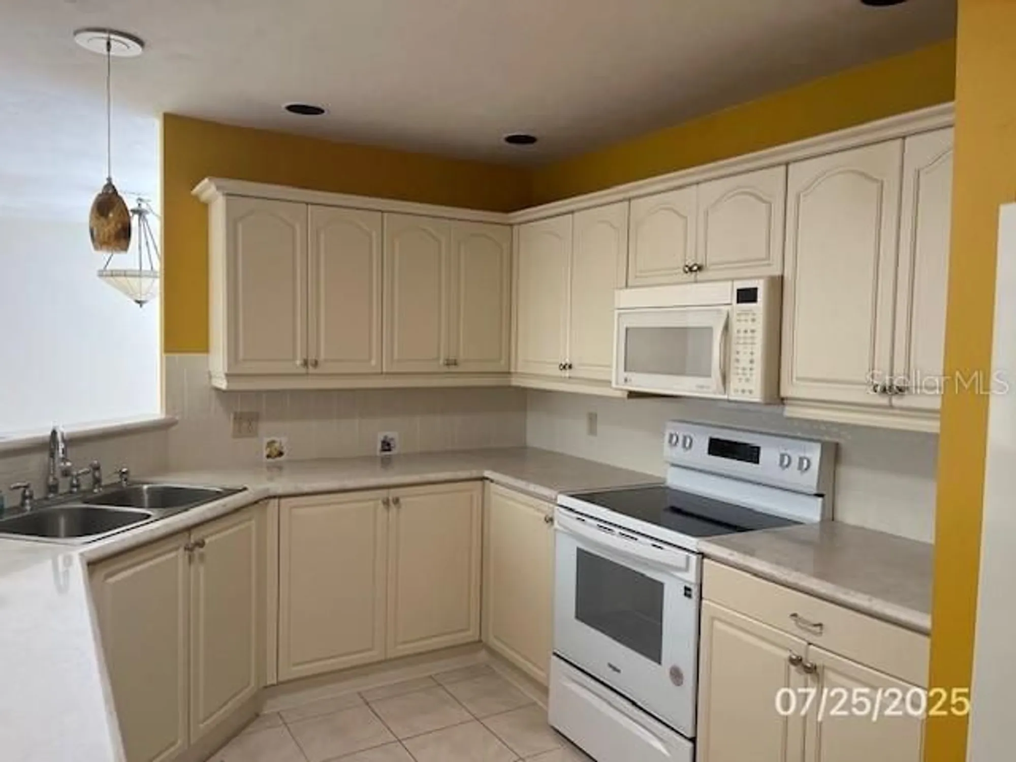 Property Slideshow image 20 of 32 | 18 treetop cir, Ormond Beach, FL, 32174