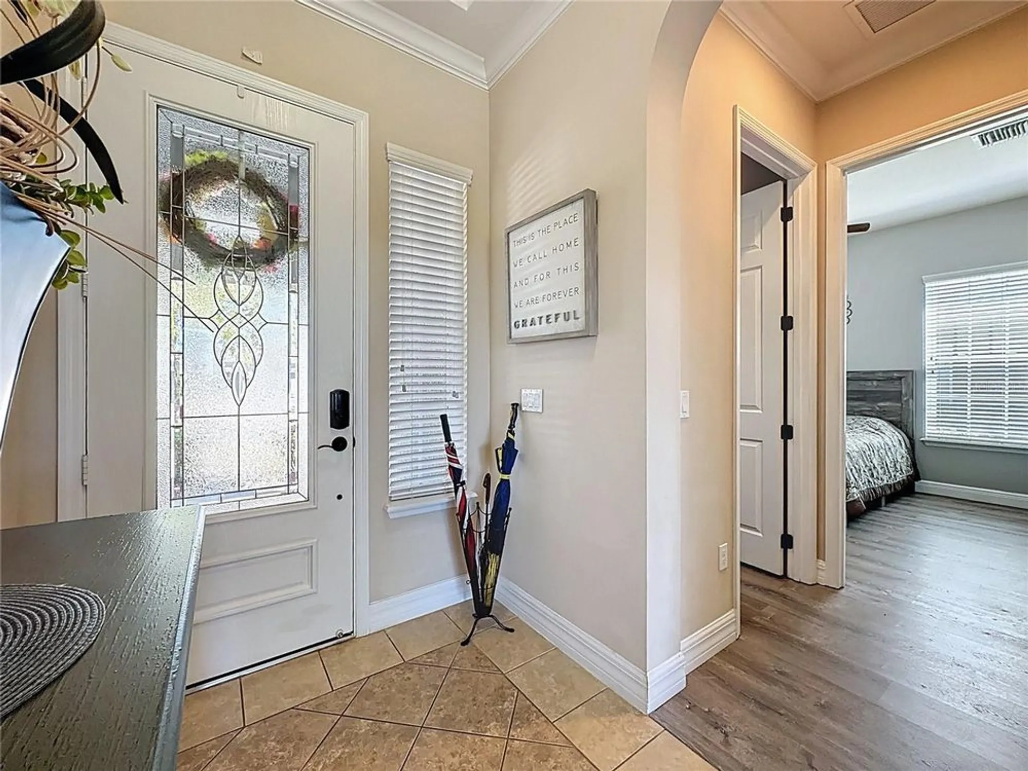Property Slideshow image 5 of 54 | 228 bayou bend rd, Groveland, FL, 34736