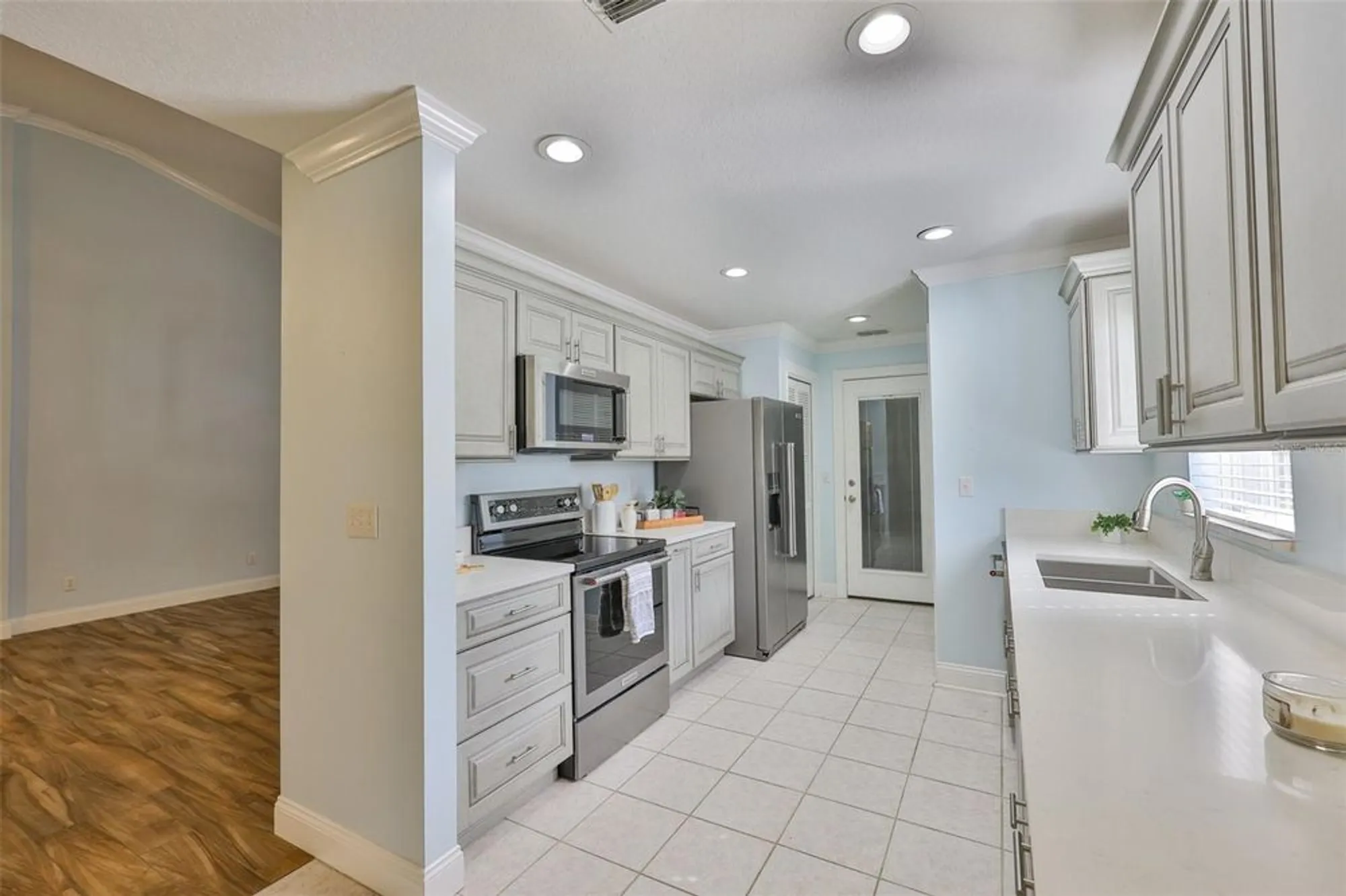 Property Slideshow image 17 of 42 | 1112 mcdaniel st # 78, Sun City Center, FL, 33573