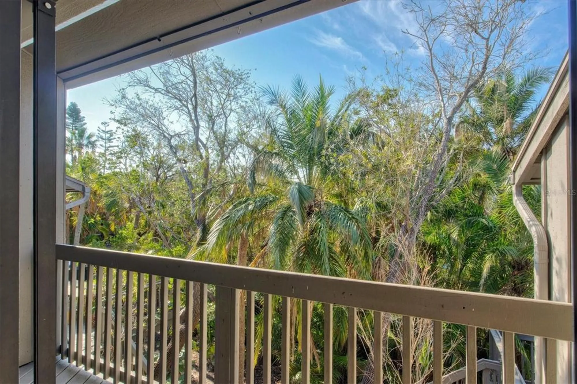 Property Slideshow image 39 of 69 | 1447 landings cir # 68, Sarasota, FL, 34231