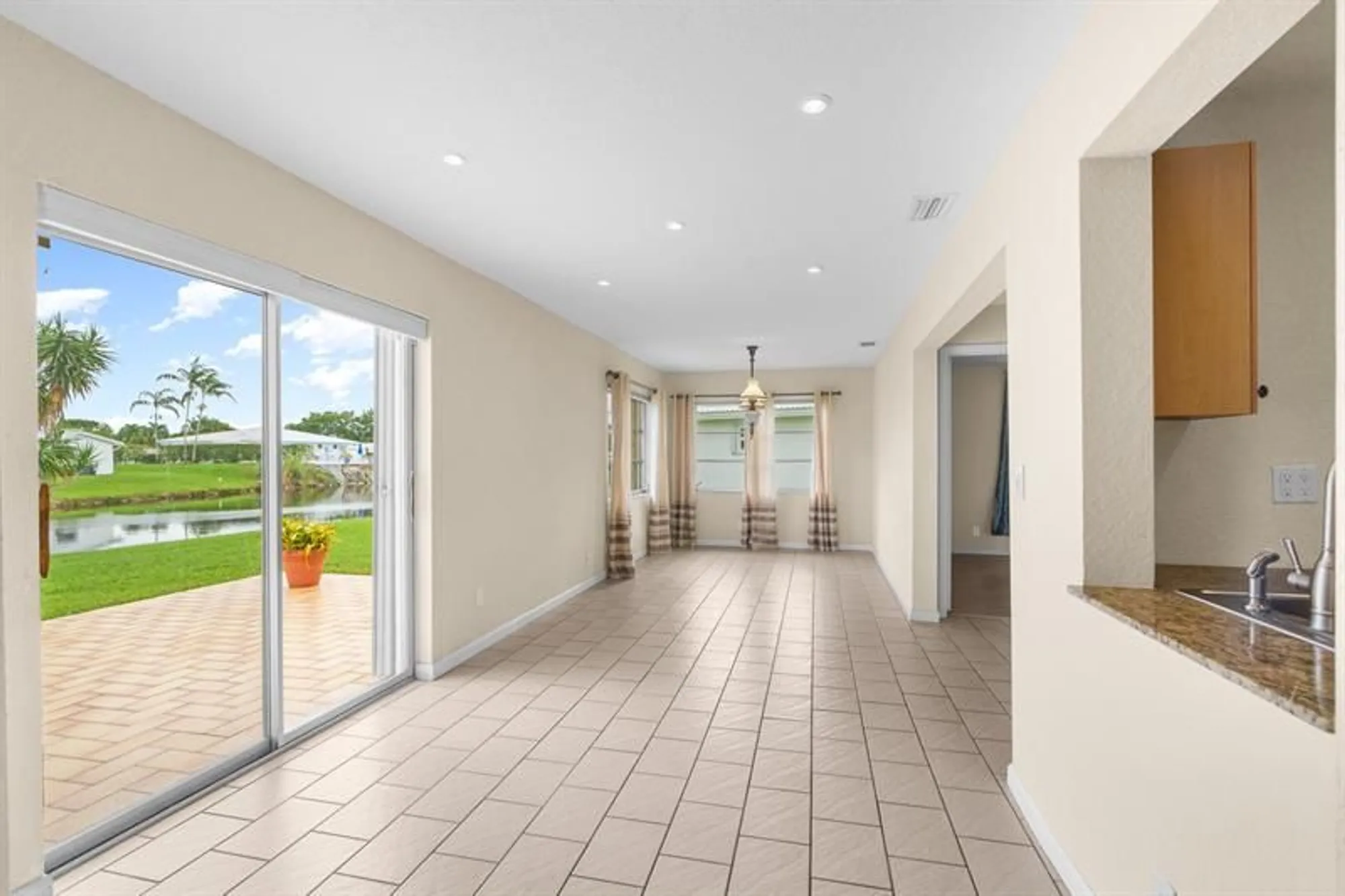 Property Slideshow image 14 of 51 | 8826 nw 13th st, Plantation, FL, 33322