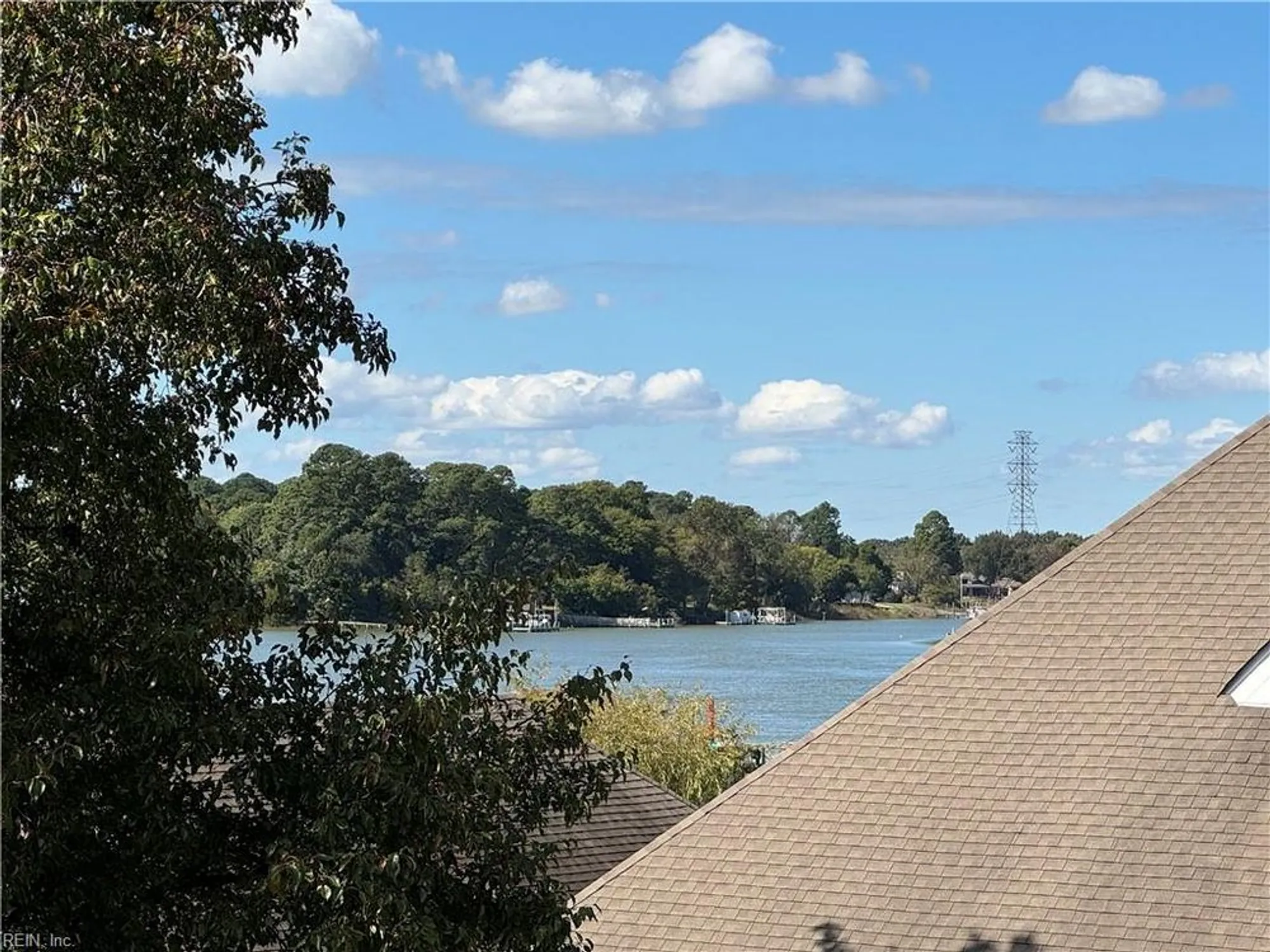 Property Slideshow image 2 of 25 | 110 creek ln, Suffolk, VA, 23435