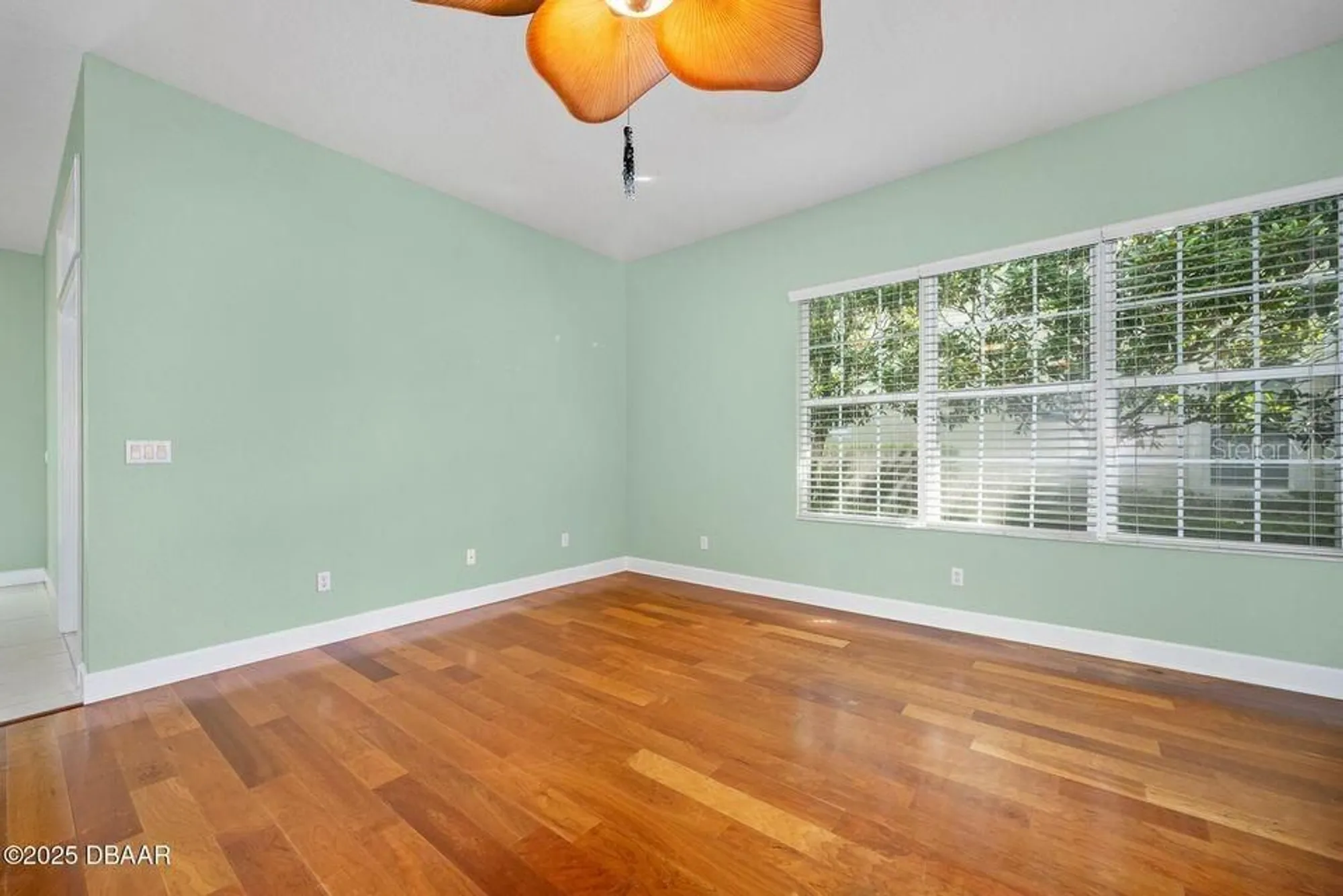 Property Slideshow image 15 of 70 | 3132 connemara dr, Ormond Beach, FL, 32174