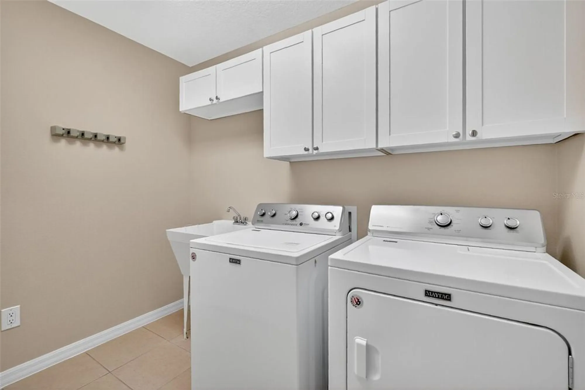 Property Slideshow image 27 of 36 | 2377 longbow trl, The Villages, FL, 32162