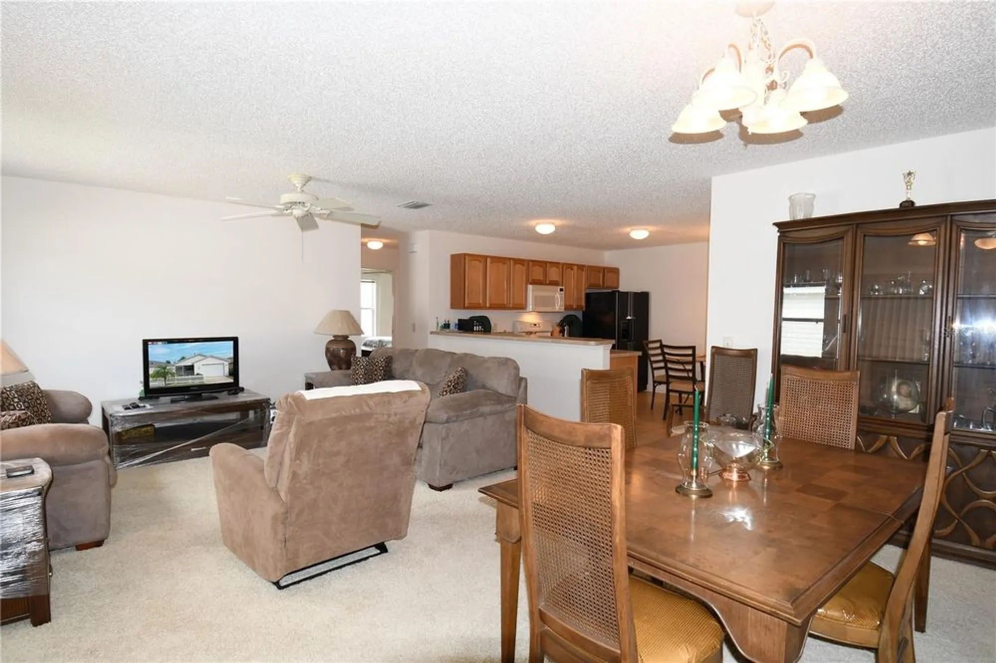 Property Slideshow image 5 of 19 | 2369 travis pl, The Villages, FL, 32162