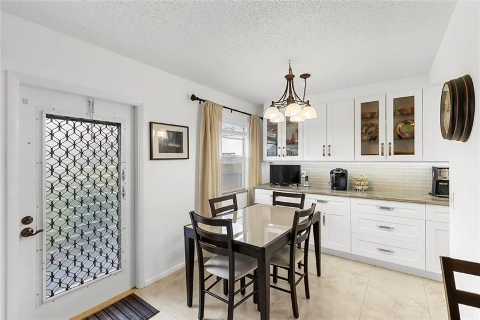 Property Slideshow image 4 of 60 | 210 oakridge n # 210, Deerfield Beach, FL, 33442