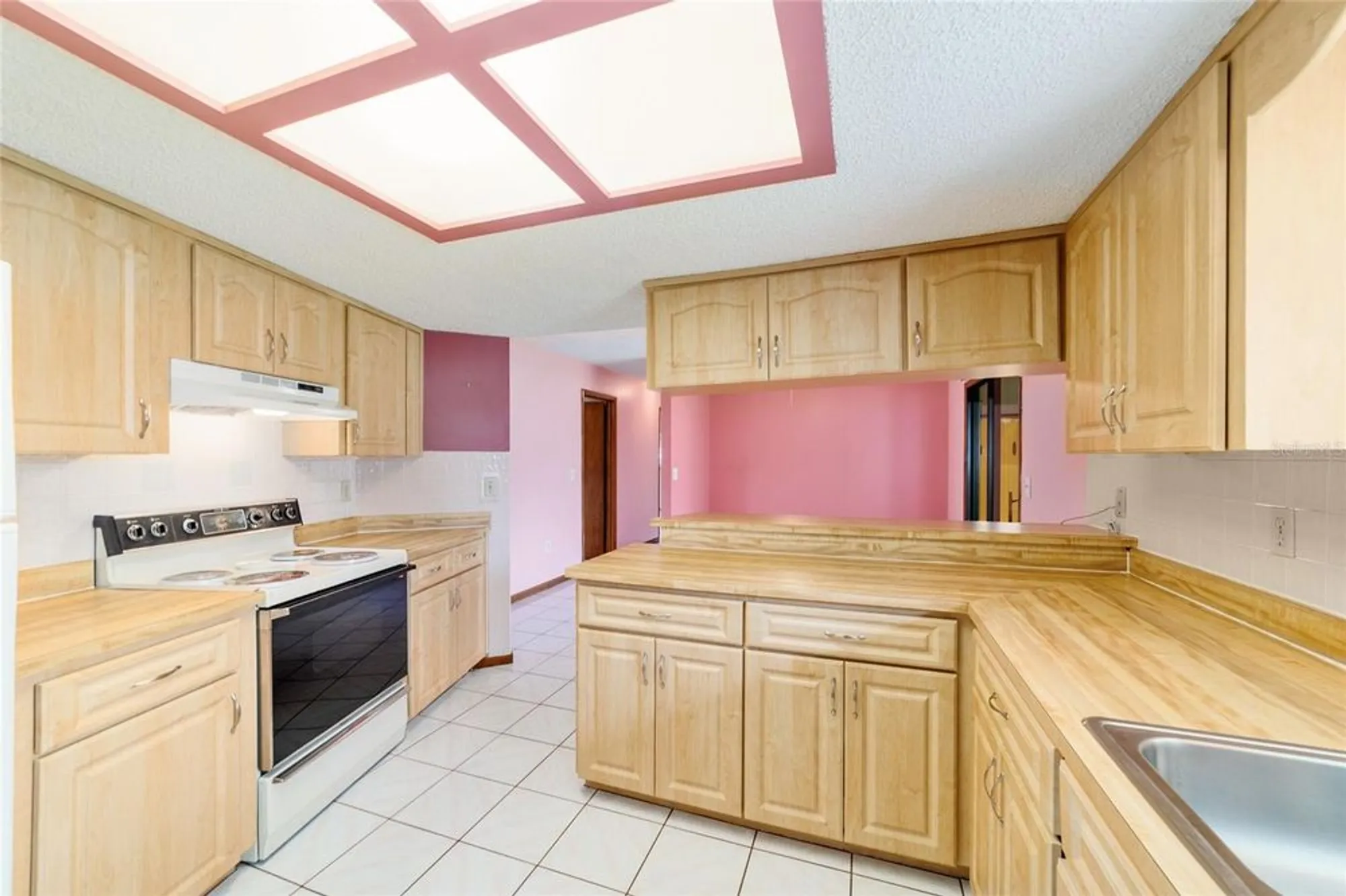 Property Slideshow image 21 of 62 | 9841 sw 102nd pl, Ocala, FL, 34481