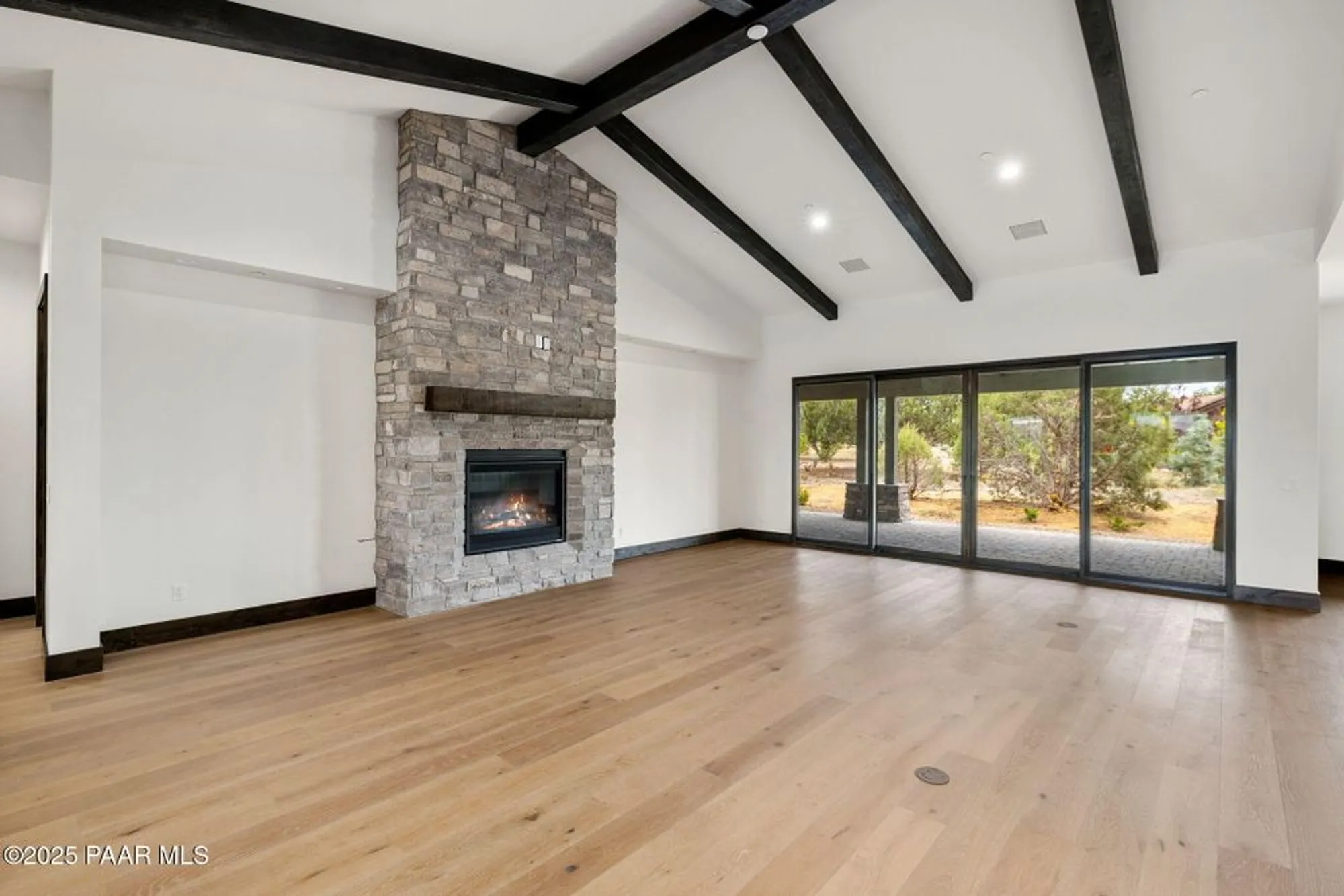 Property Slideshow image 8 of 48 | 15610 n silent moon ln, Prescott, AZ, 86305