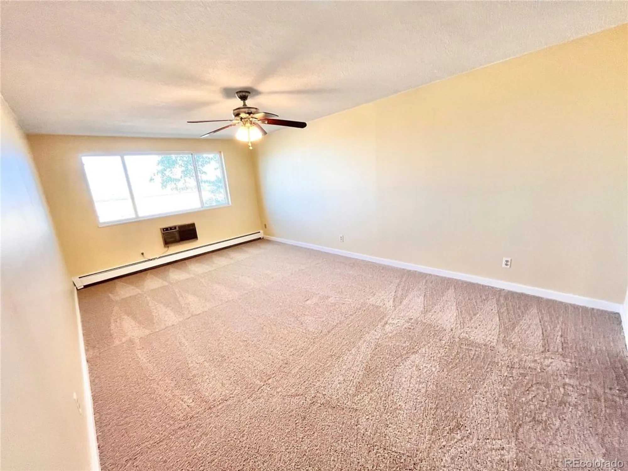 Property Slideshow image 10 of 18 | 9335 e center ave apt 8b, Denver, CO, 80247
