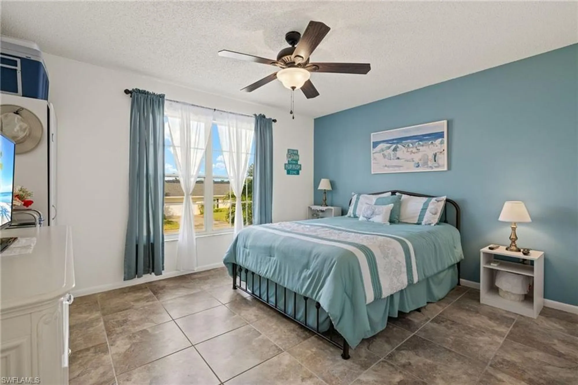 Property Slideshow image 18 of 27 | 1340 s brandywine cir apt 3, Fort Myers, FL, 33919
