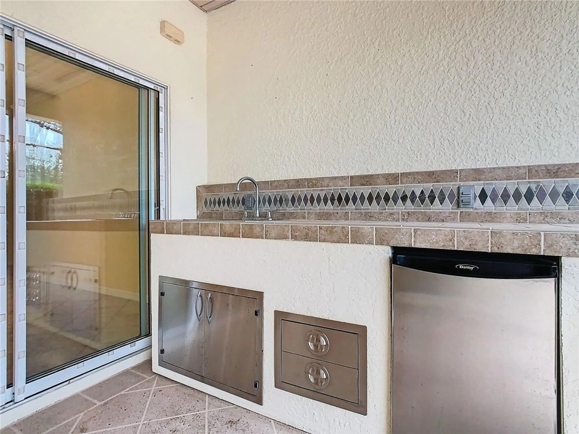 Property Slideshow image 47 of 63 | 100 ventana dr, Kissimmee, FL, 34759