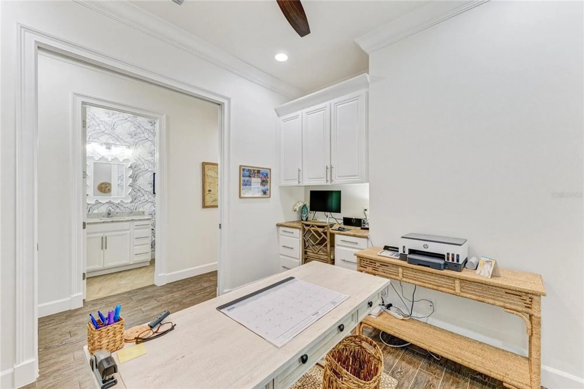 Property Slideshow image 44 of 98 | 334 castaway cay dr 101, Bradenton, FL, 34209