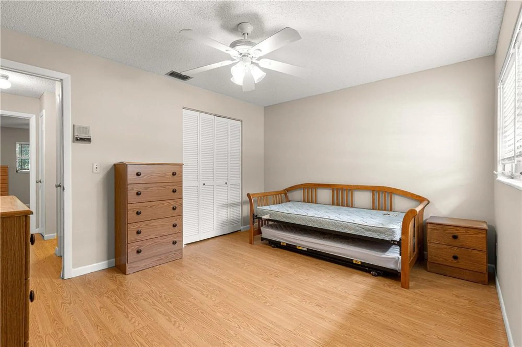 Property Slideshow image 12 of 30 | 8707 sw 88th court rd b, Ocala, FL, 34481