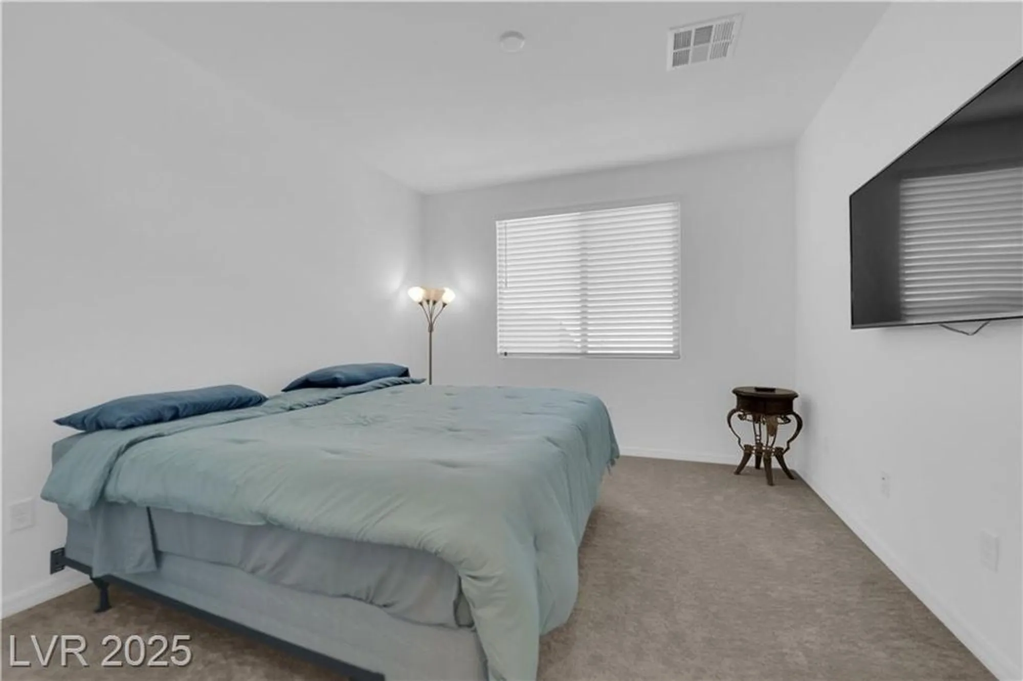 Property Slideshow image 16 of 43 | 10151 carmine clay dr, Las Vegas, NV, 89143