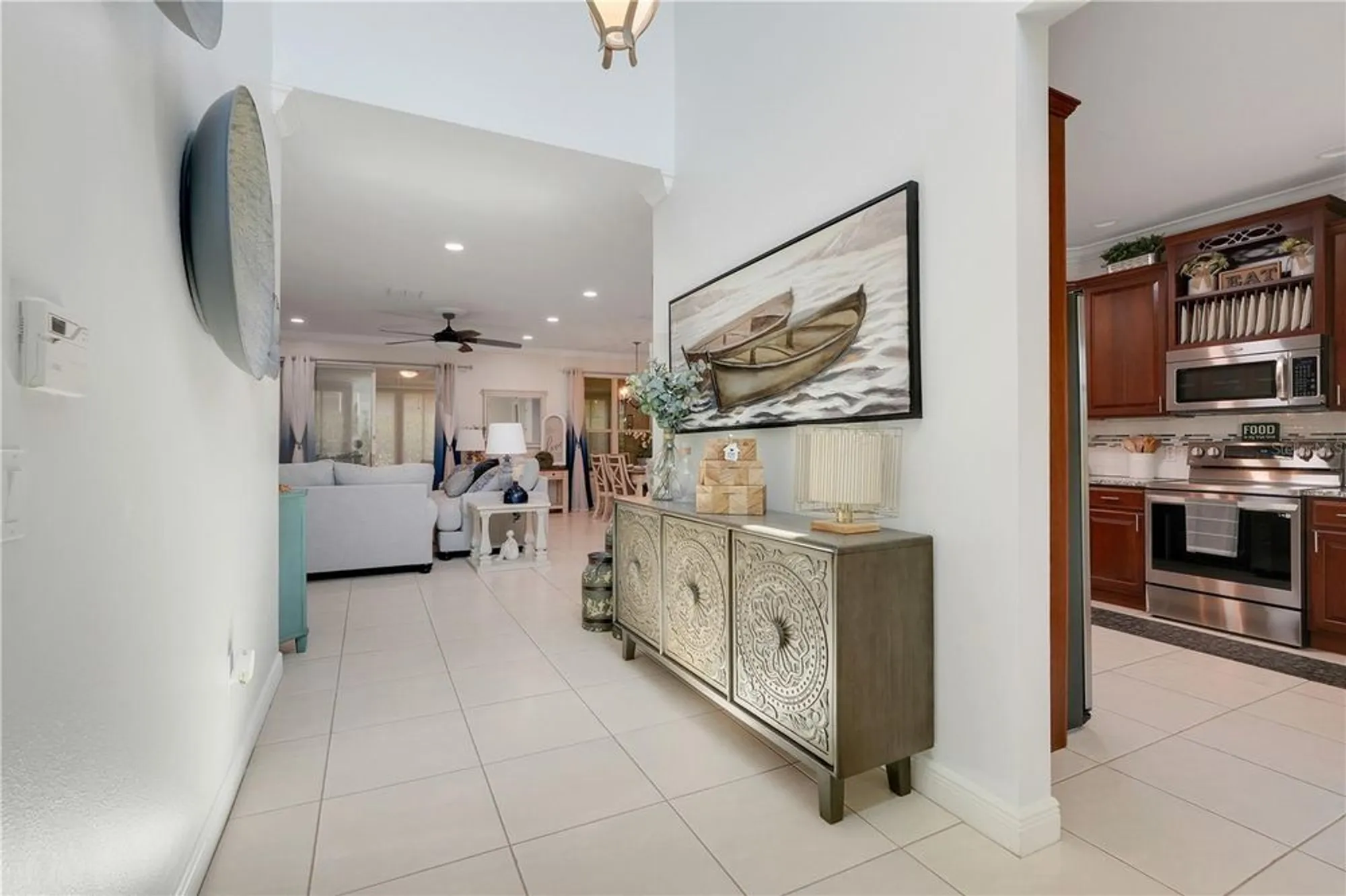 Property Slideshow image 8 of 47 | 217 lake cassidy dr, Kissimmee, FL, 34759