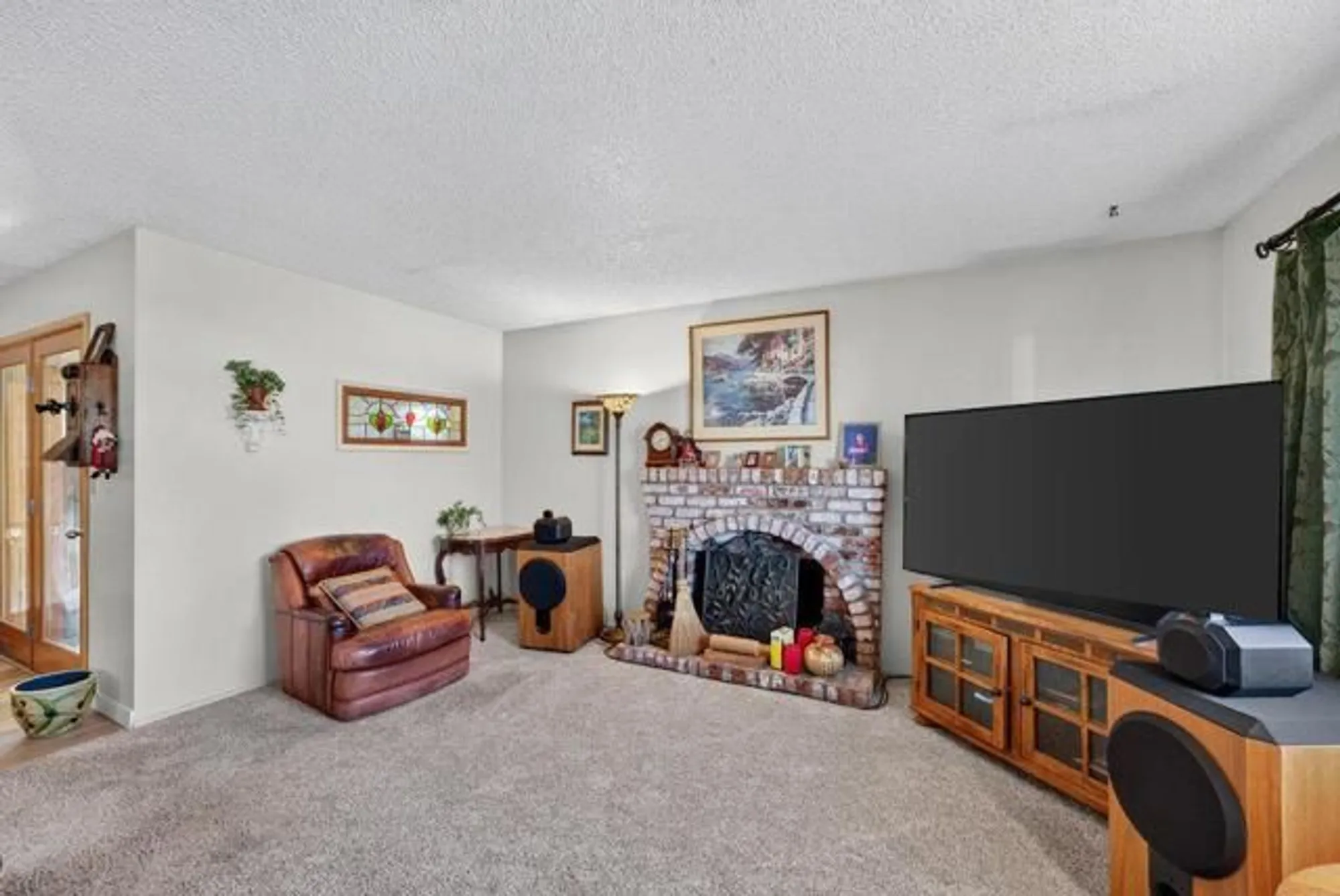 Property Slideshow image 3 of 26 | 499 spruce cir, Watsonville, CA, 95076