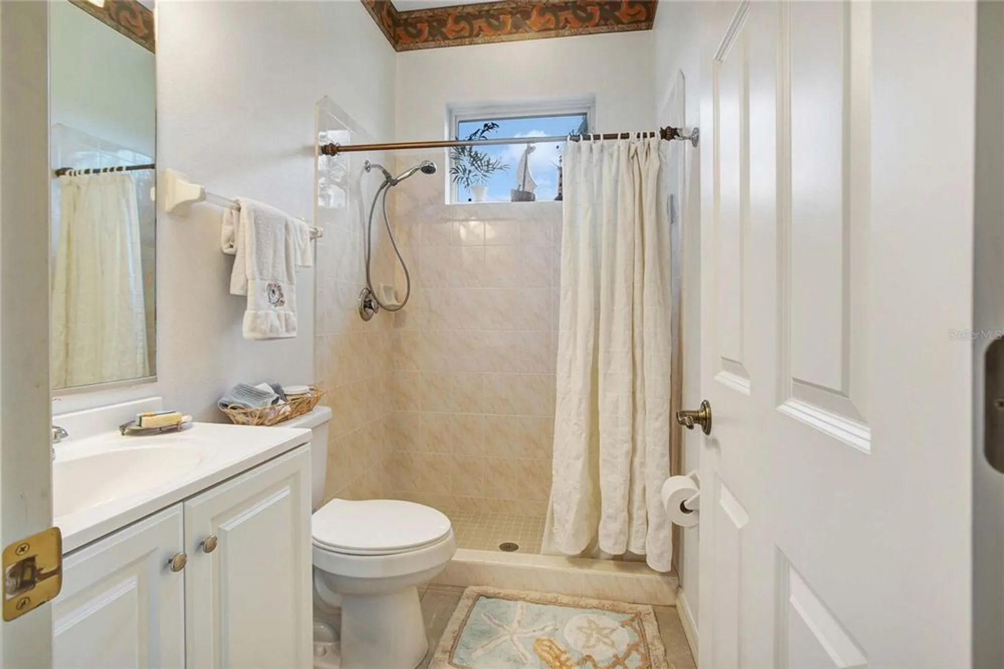 Property Slideshow image 62 of 84 | 442 tremingham way, Venice, FL, 34293