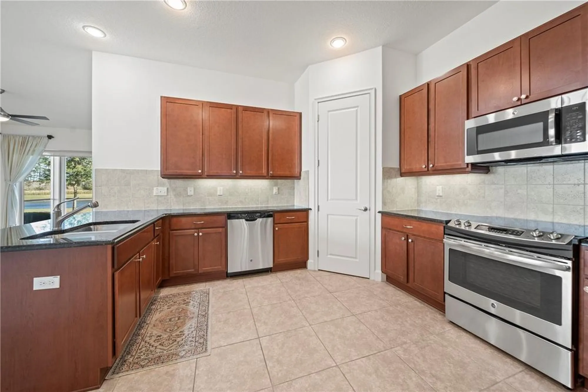 Property Slideshow image 8 of 27 | 732 aldenham ln, Ormond Beach, FL, 32174