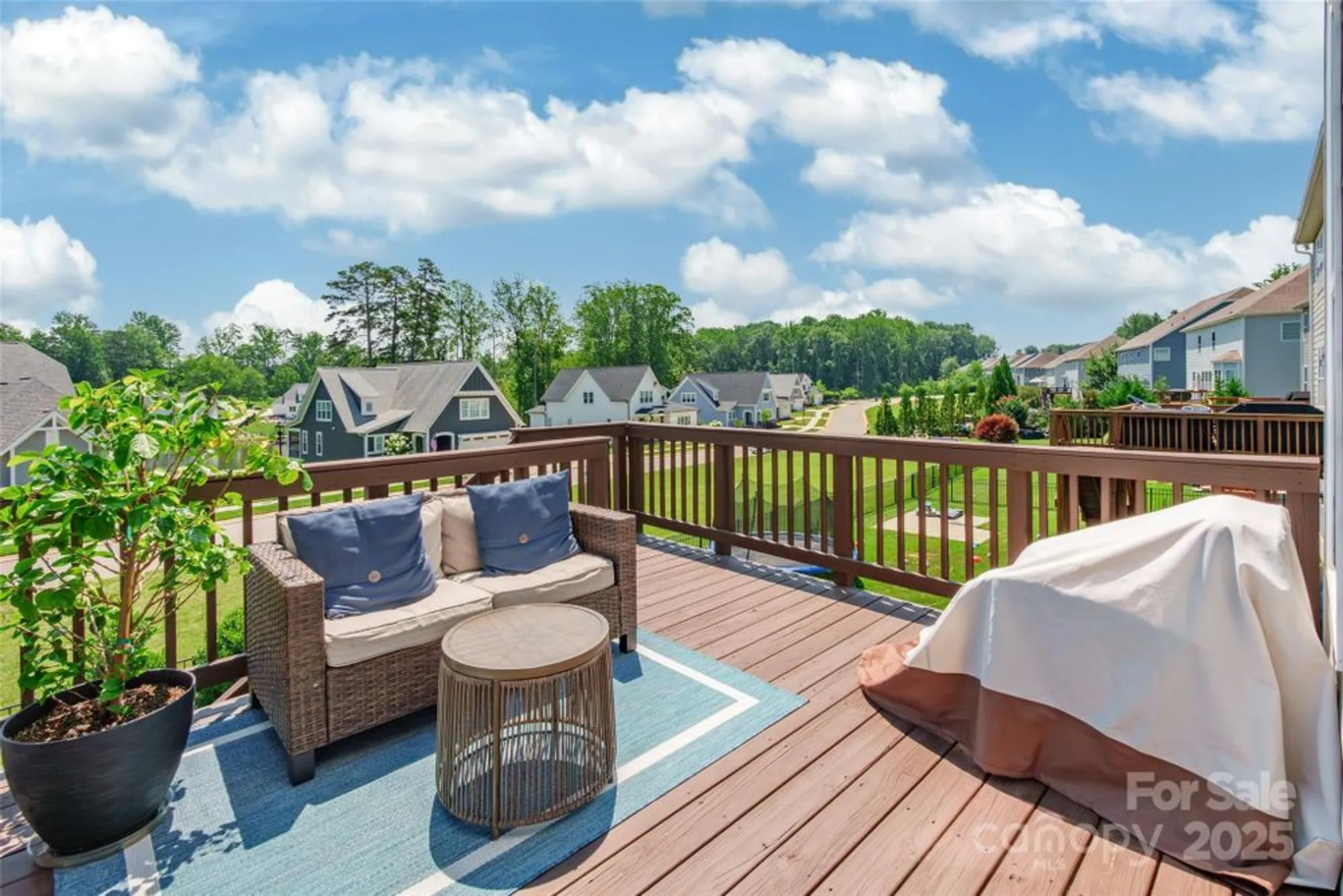 Property Slideshow image 39 of 46 | 208 canoe pole ln, Mooresville, NC, 28117