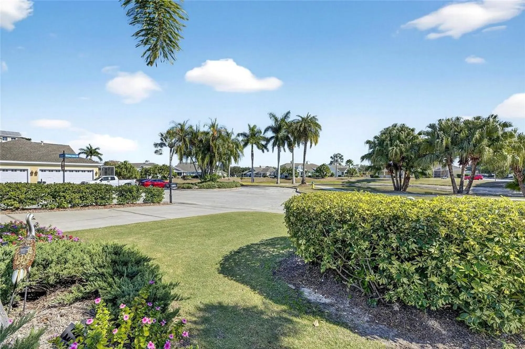 Property Slideshow image 58 of 100 | 5612 golden isles dr, Apollo Beach, FL, 33572