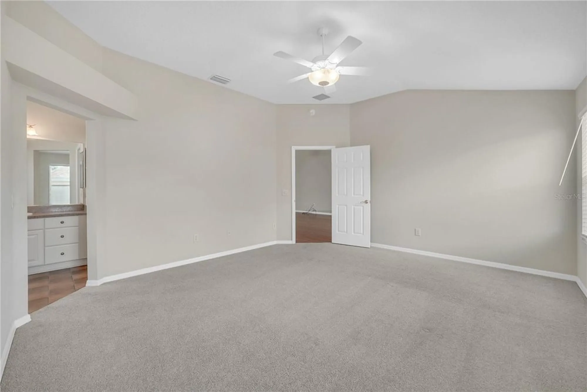 Property Slideshow image 23 of 45 | 879 astor way, The Villages, FL, 32162