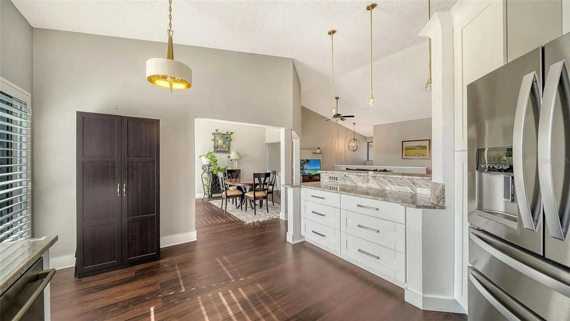 Property Slideshow image 18 of 53 | 5260 heron way # 202, Sarasota, FL, 34231