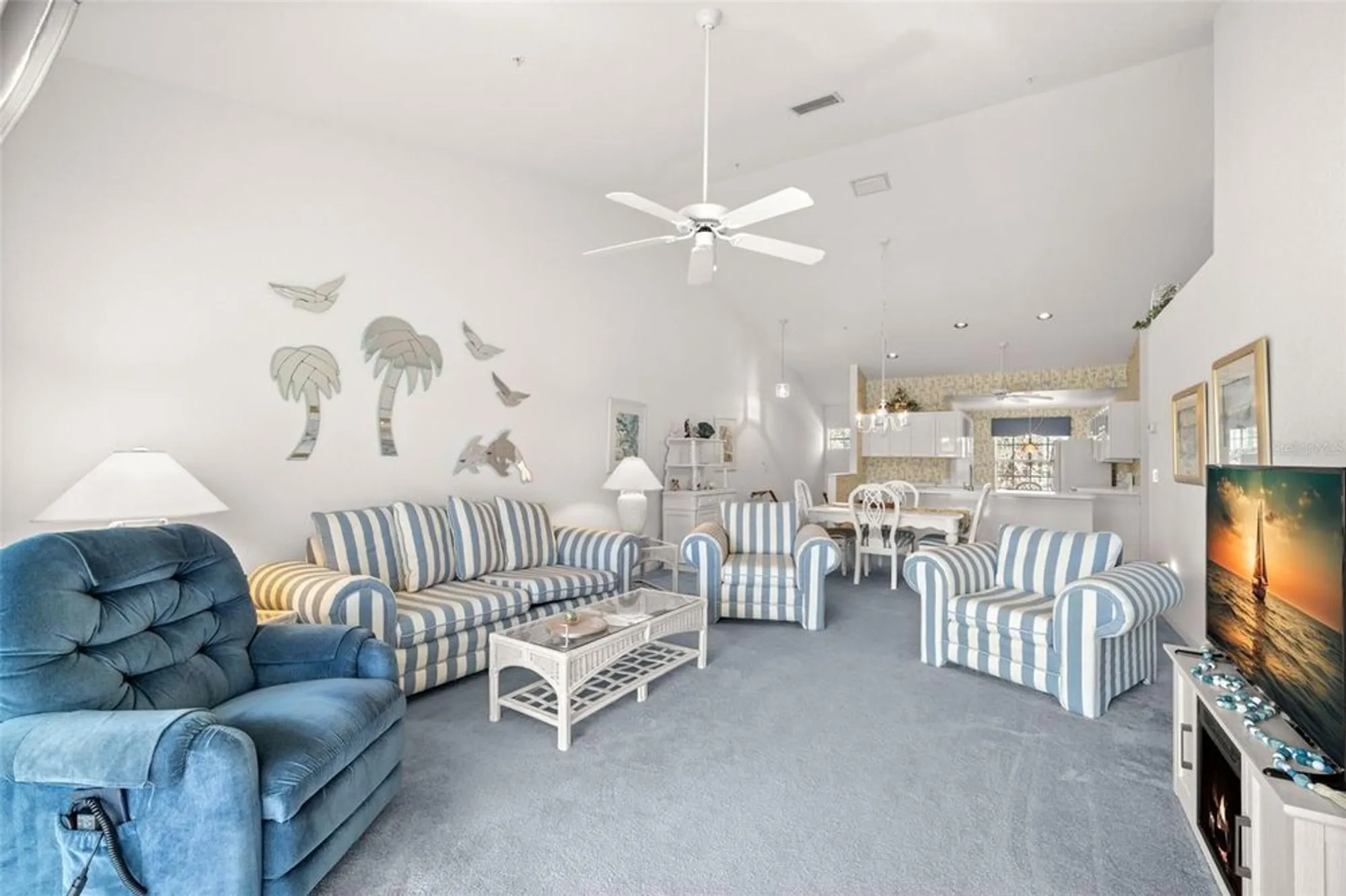 Property Slideshow image 11 of 32 | 6594 fairway gardens dr # 6594, Bradenton, FL, 34203