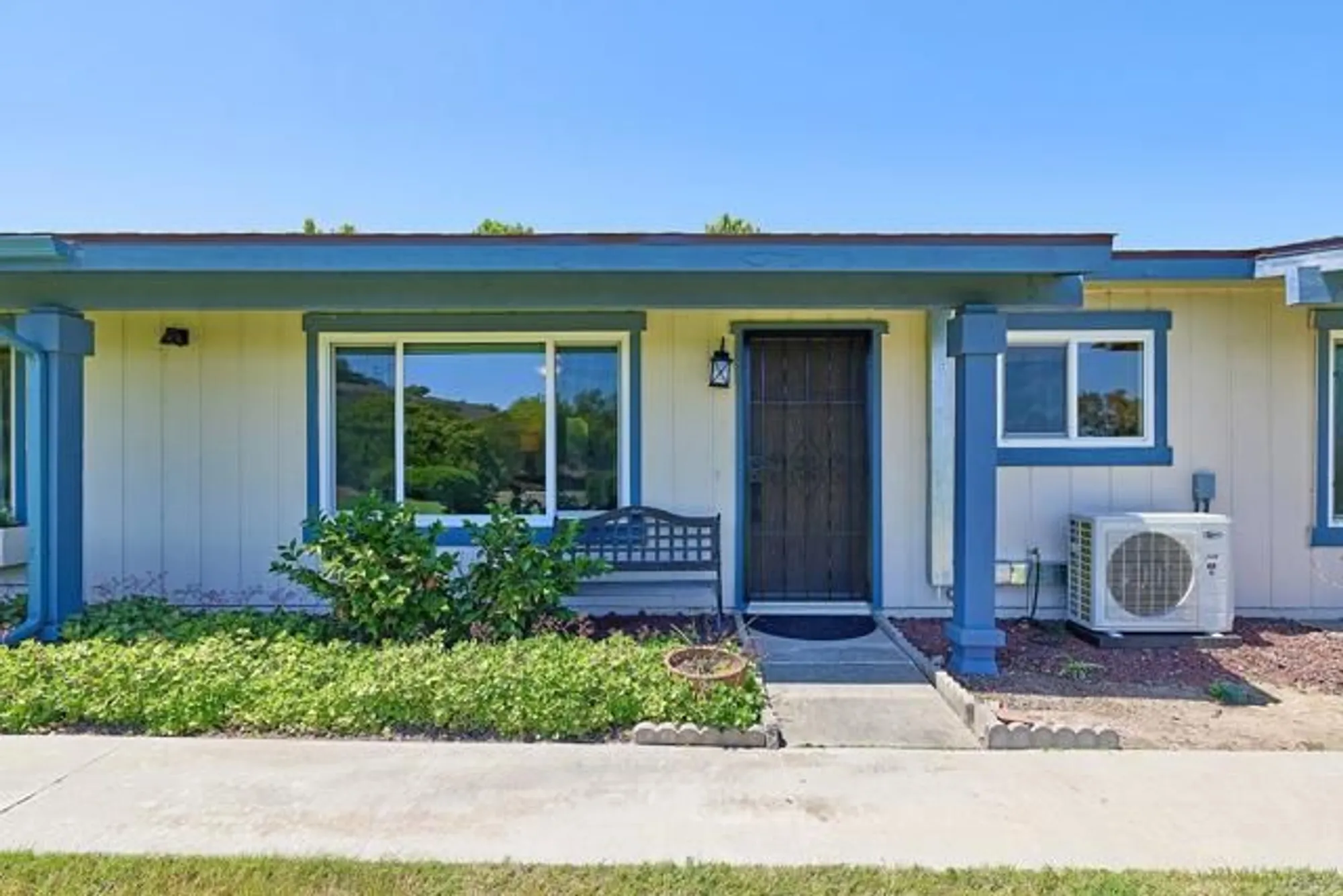 Property Slideshow image 15 of 23 | 942 royal tern way, Oceanside, CA, 92057