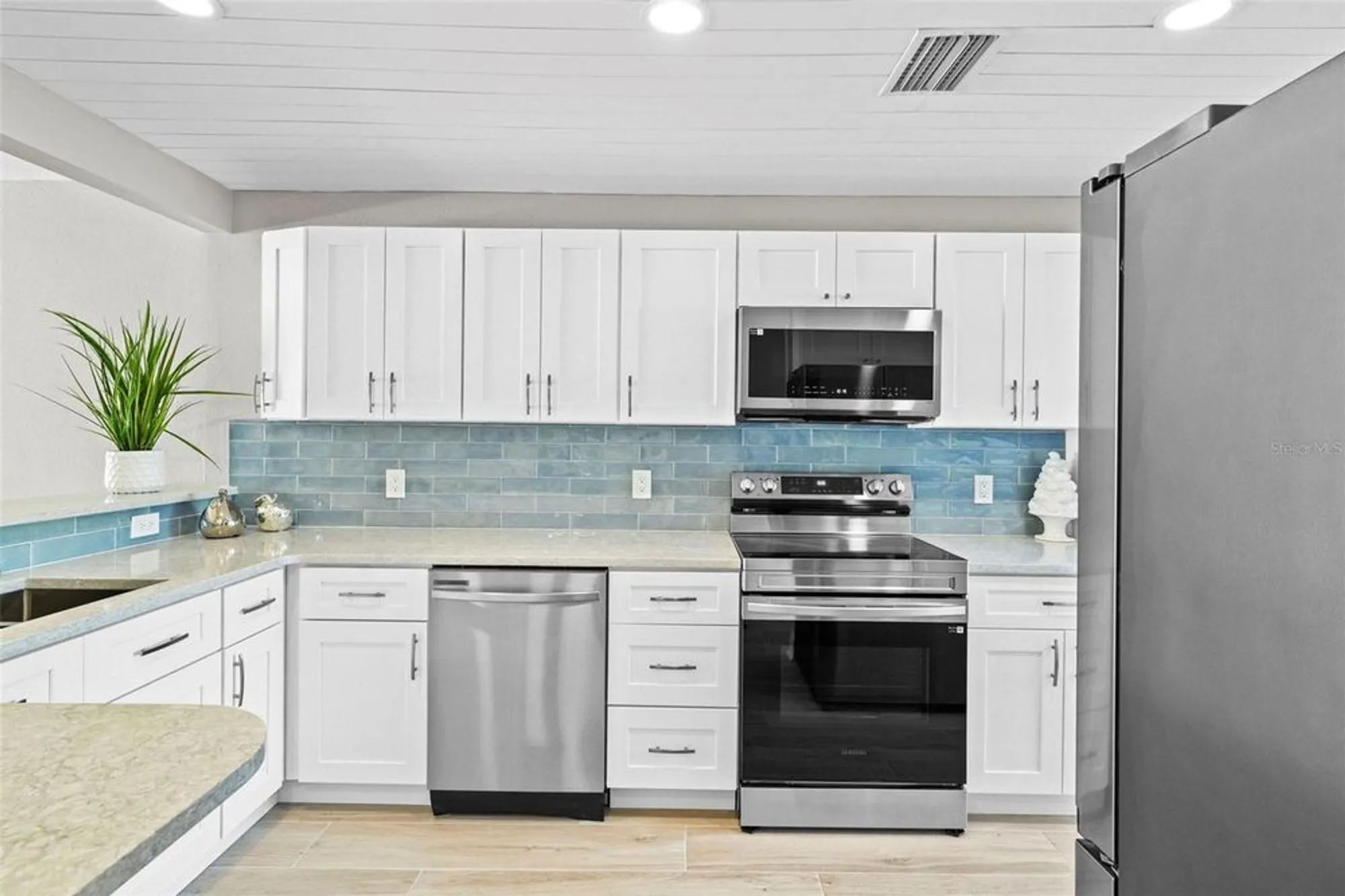 Property Slideshow image 20 of 54 | 642 boca ciega point blvd s, St Petersburg, FL, 33708