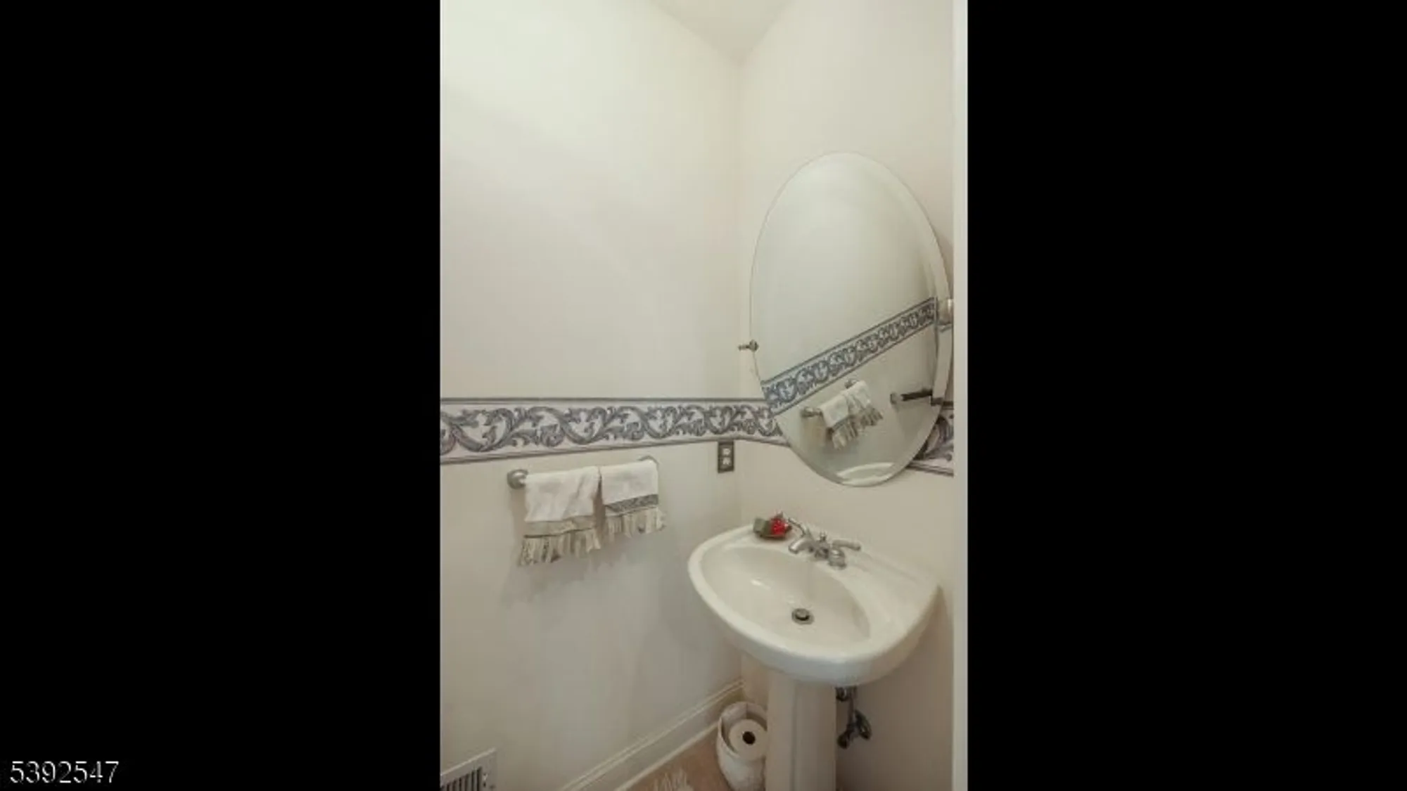 Property Slideshow image 24 of 38 | 13 bray ct, Somerset, NJ, 08873