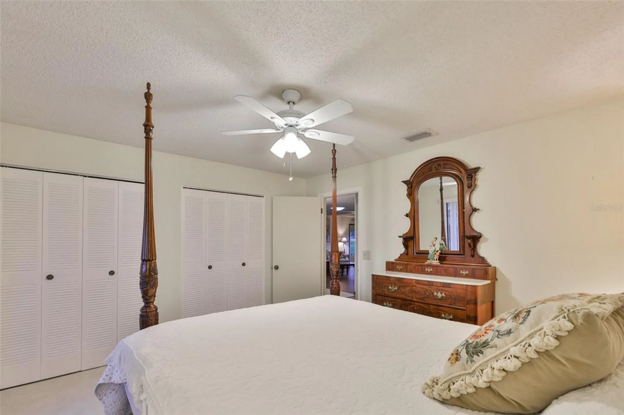 Property Slideshow image 41 of 69 | 1318 leland dr, Sun City Center, FL, 33573