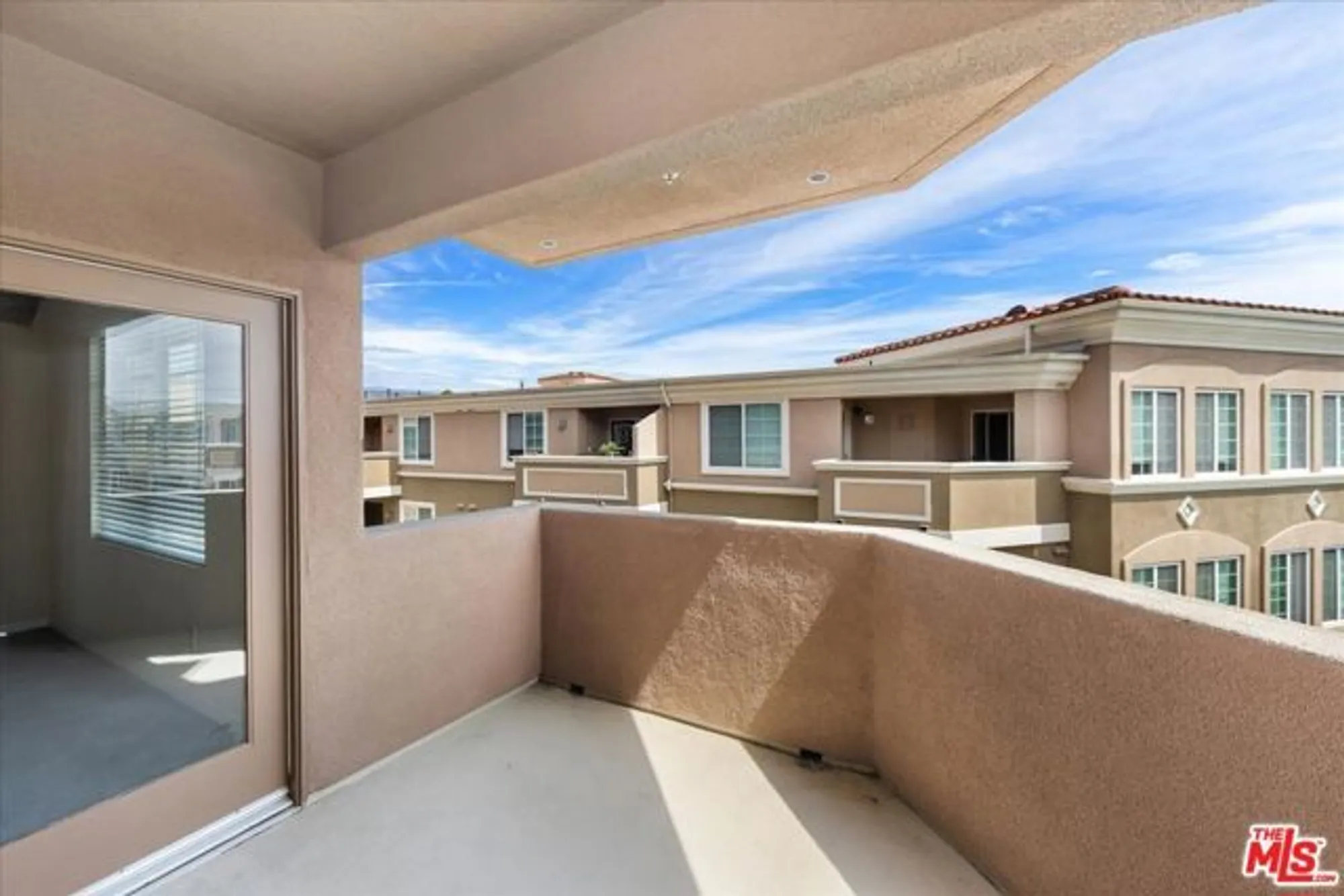 Property Slideshow image 16 of 17 | 2750 artesia blvd 364, Redondo Beach, CA, 90278