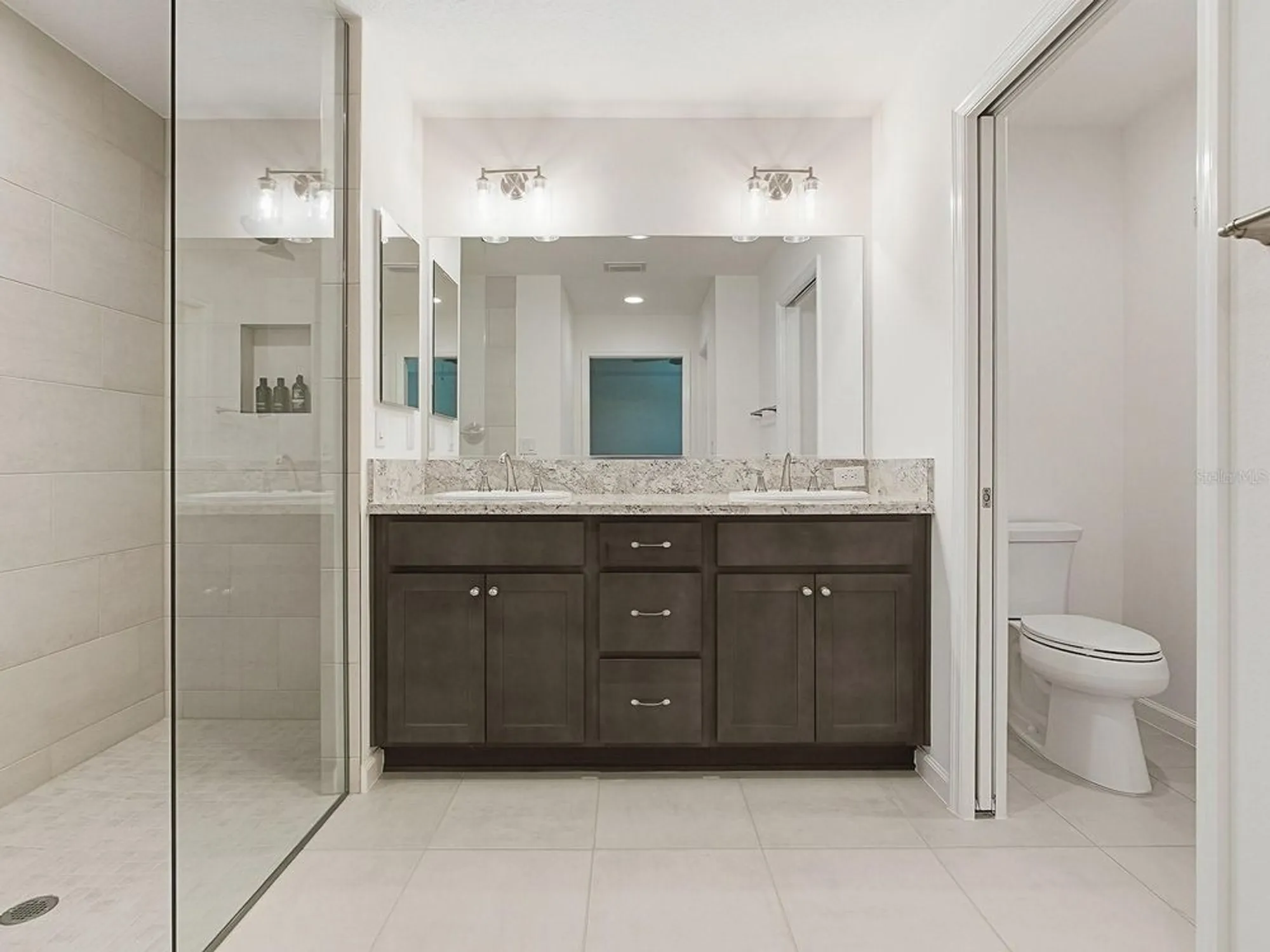 Property Slideshow image 16 of 38 | 2940 gulley ln, The Villages, FL, 32163