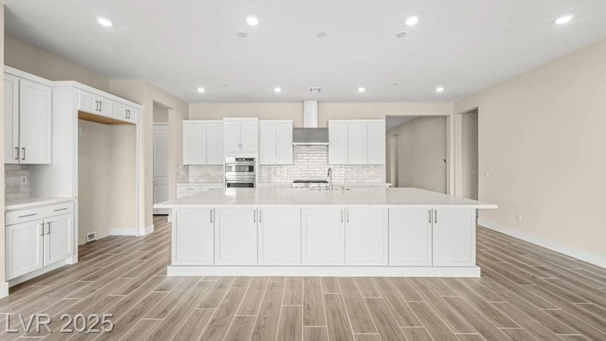 Property Slideshow image 10 of 50 | 243 paraggi bay dr, Henderson, NV, 89011