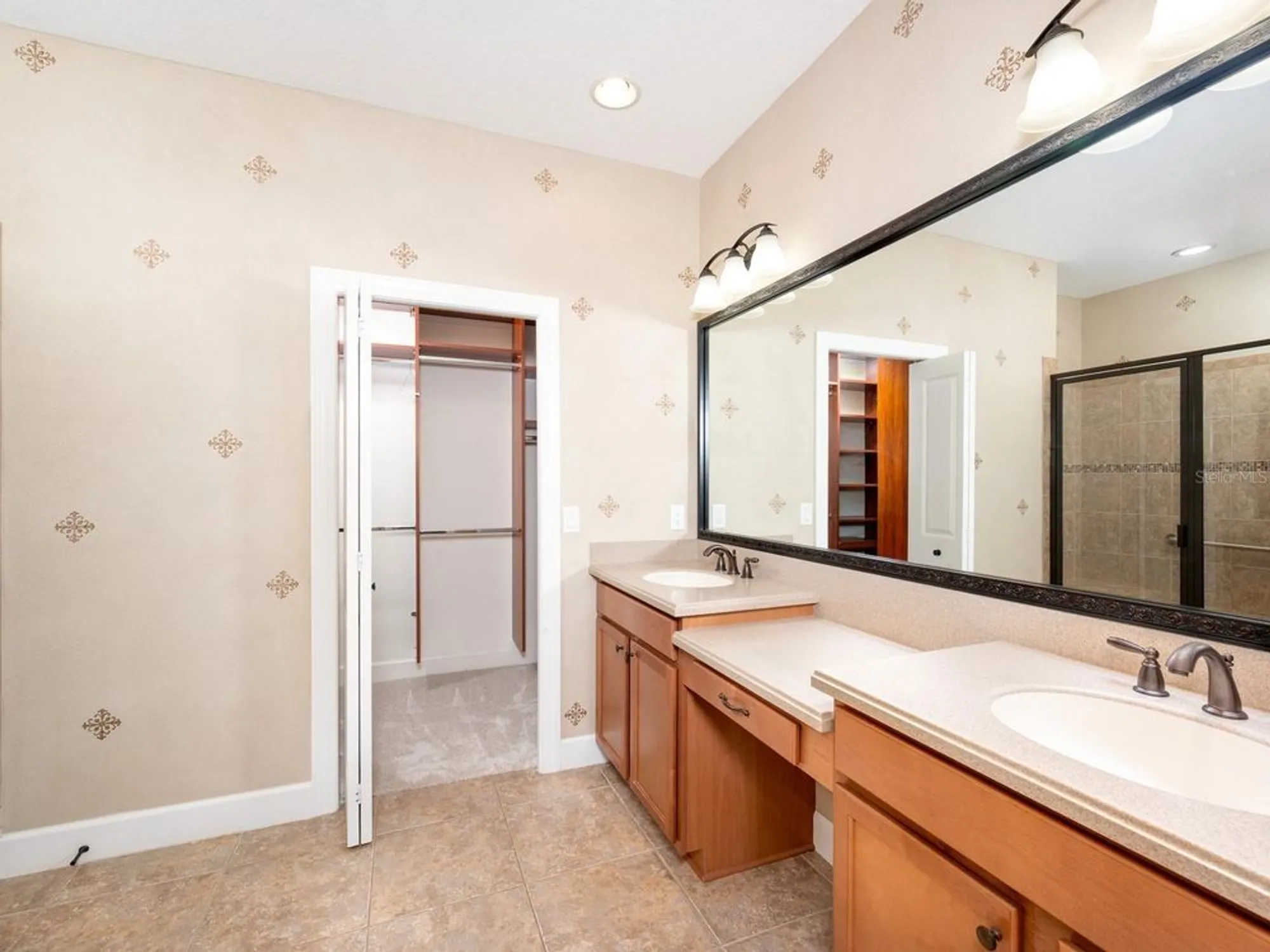 Property Slideshow image 25 of 100 | 4949 savona run, Bradenton, FL, 34211