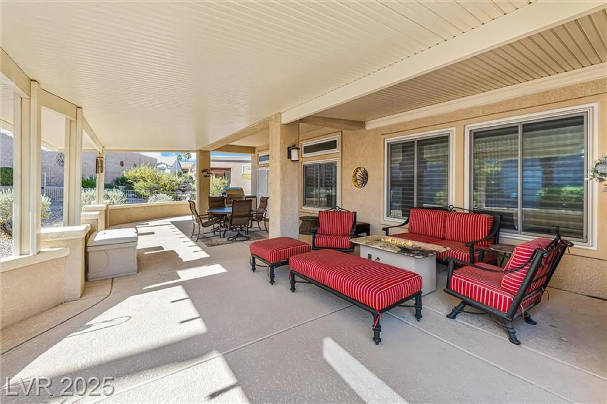 Property Slideshow image 37 of 55 | 1901 capestone st, Las Vegas, NV, 89134