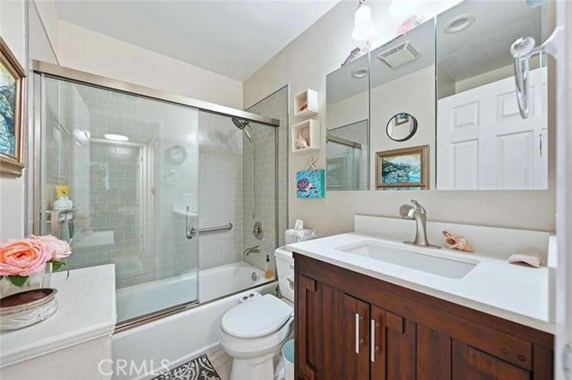 Property Slideshow image 24 of 40 | 18272 parkview ln 101, Huntington Beach, CA, 92648