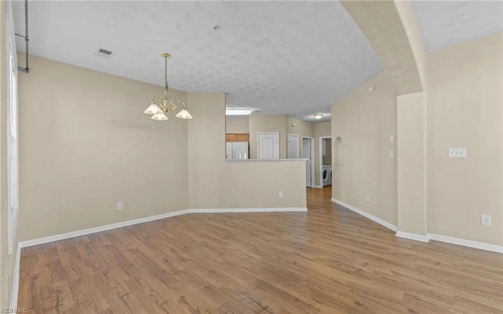 Property Slideshow image 10 of 48 | 2825 loveliness ct, Virginia Beach, VA, 23456