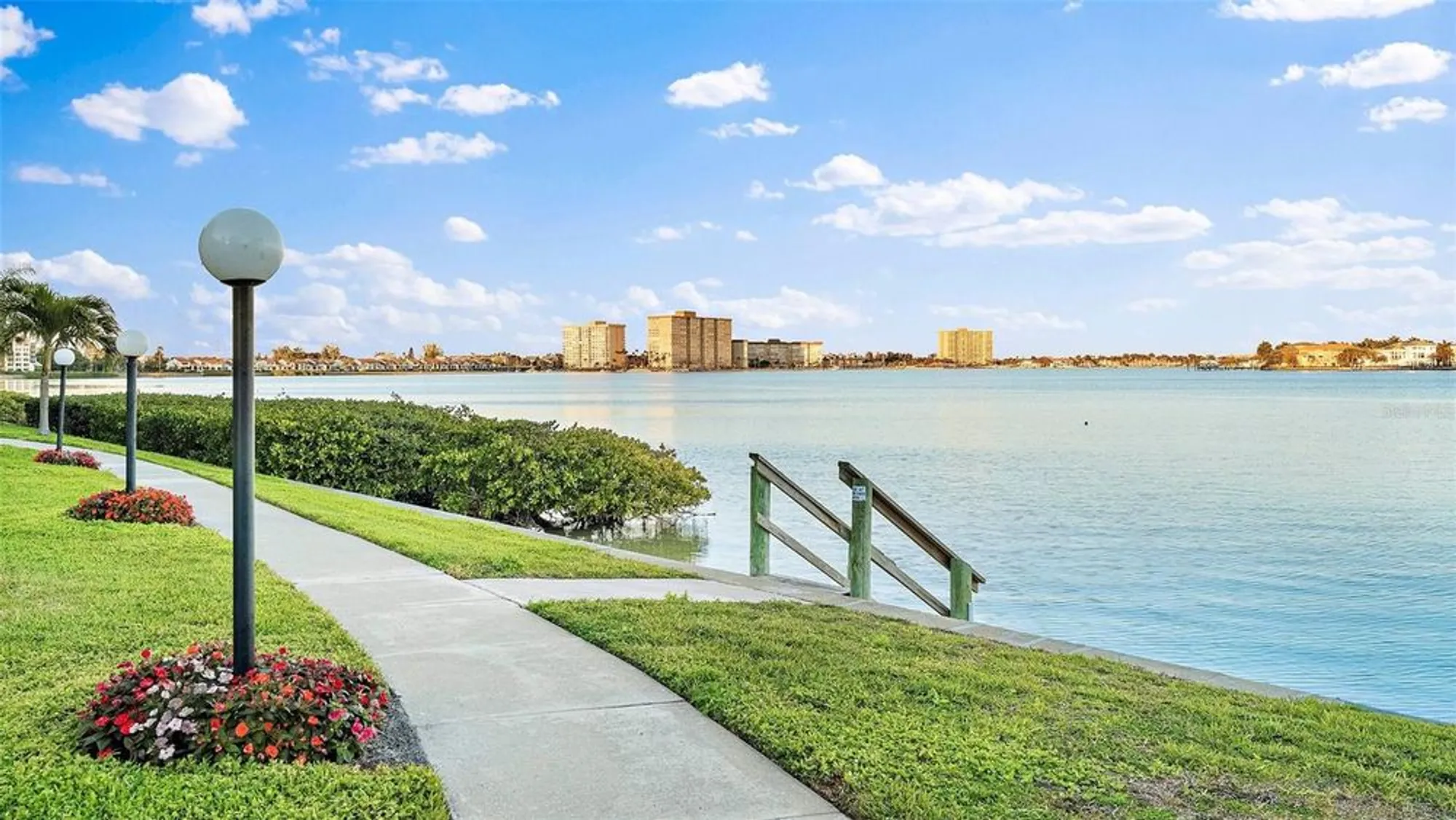 Property Slideshow image 31 of 42 | 6322 palma del mar blvd s apt 706, St Petersburg, FL, 33715