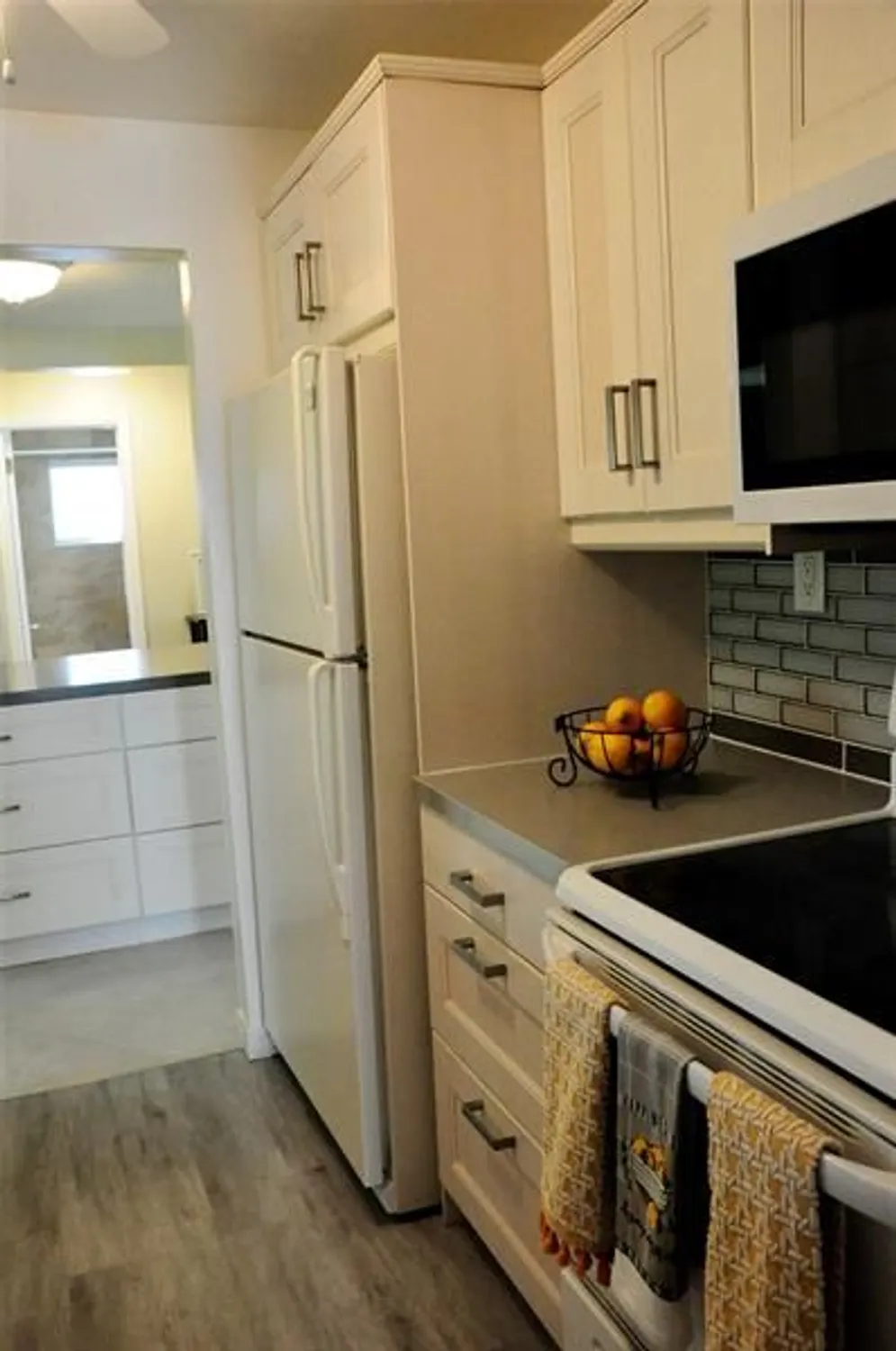 Property Slideshow image 12 of 31 | 2630 e golf blvd, Pompano Beach, FL, 33064