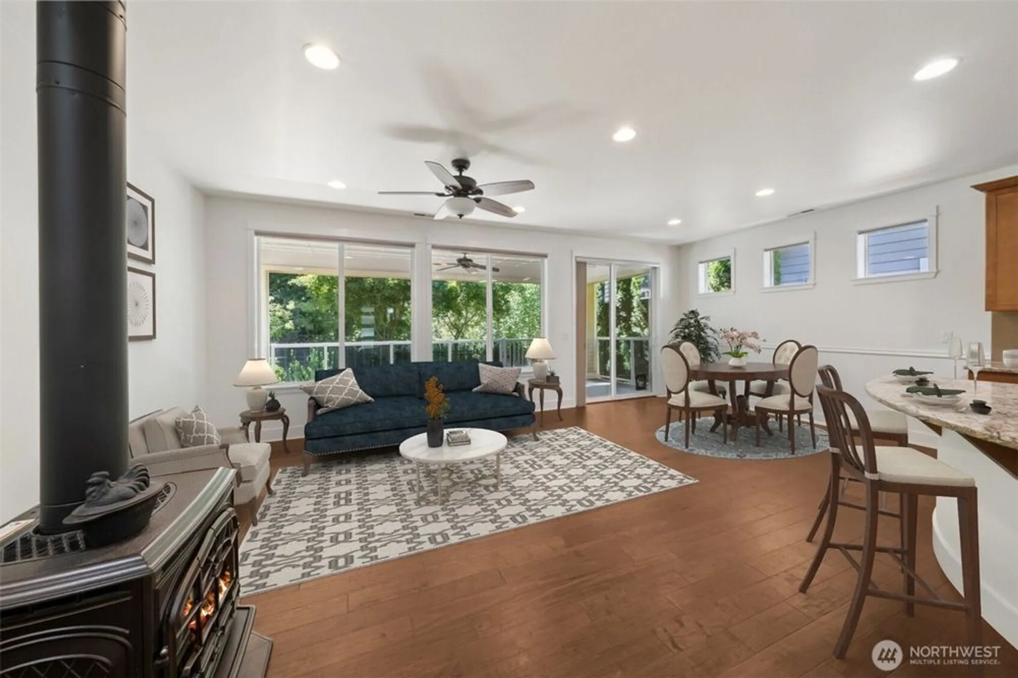 Property Slideshow image 5 of 35 | 14714 knoll park ct, Bonney Lake, WA, 98391