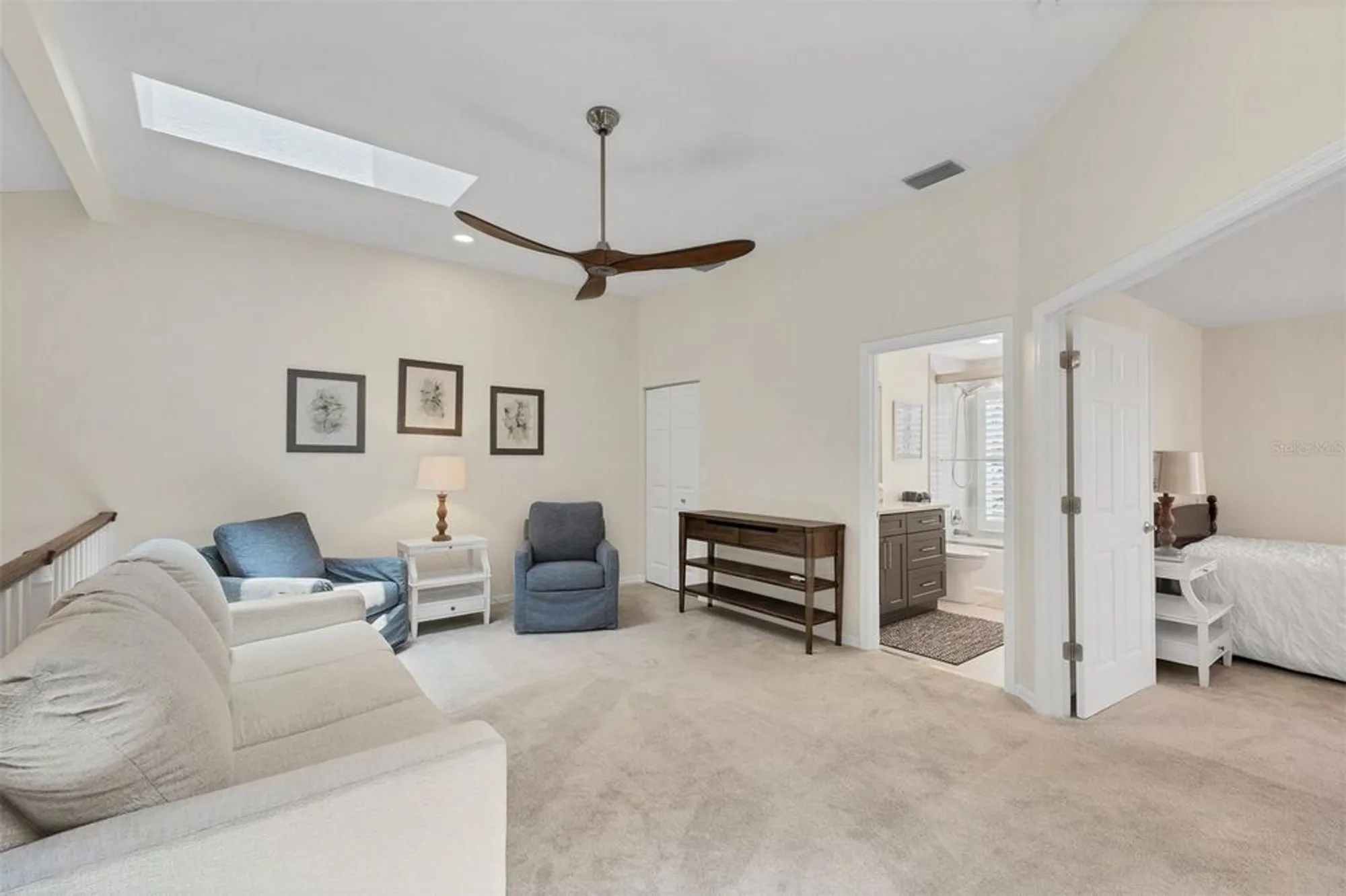 Property Slideshow image 27 of 66 | 1719 starling dr # 1719, Sarasota, FL, 34231
